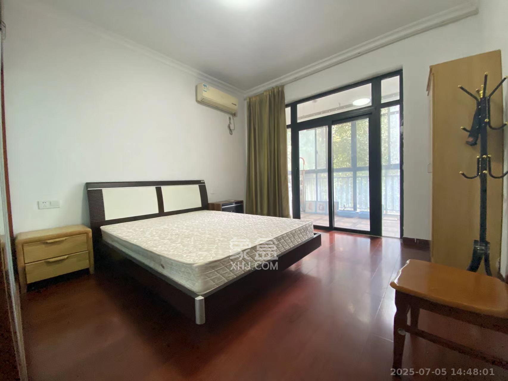 长房东郡 2室1厅1卫 2100.0元/月 长房东郡 2室1厅1卫 2100.0元/月室内图