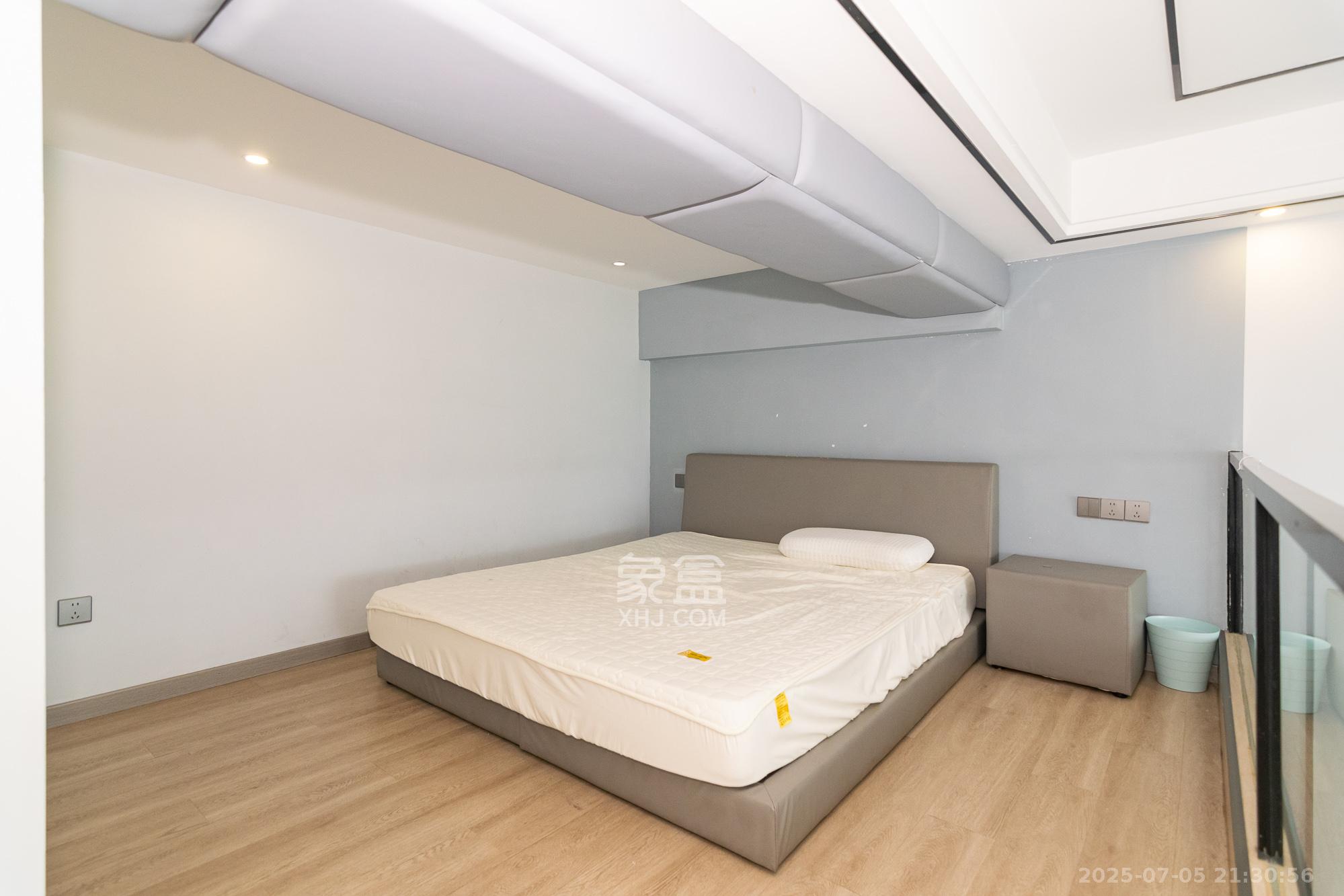 富兴悦府(富兴学府名邸)  1室1厅1卫    38.88万 富兴悦府(富兴学府名邸)  1室1厅1卫    38.88万卧室