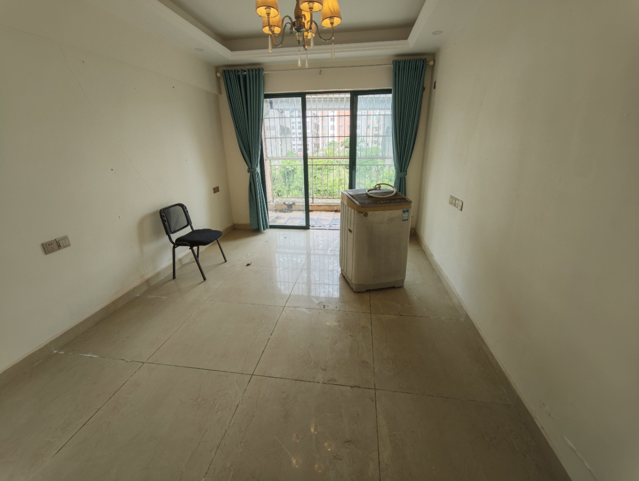 书馨苑 1室1厅1卫 1600.0元/月 书馨苑 1室1厅1卫 1600.0元/月室内图