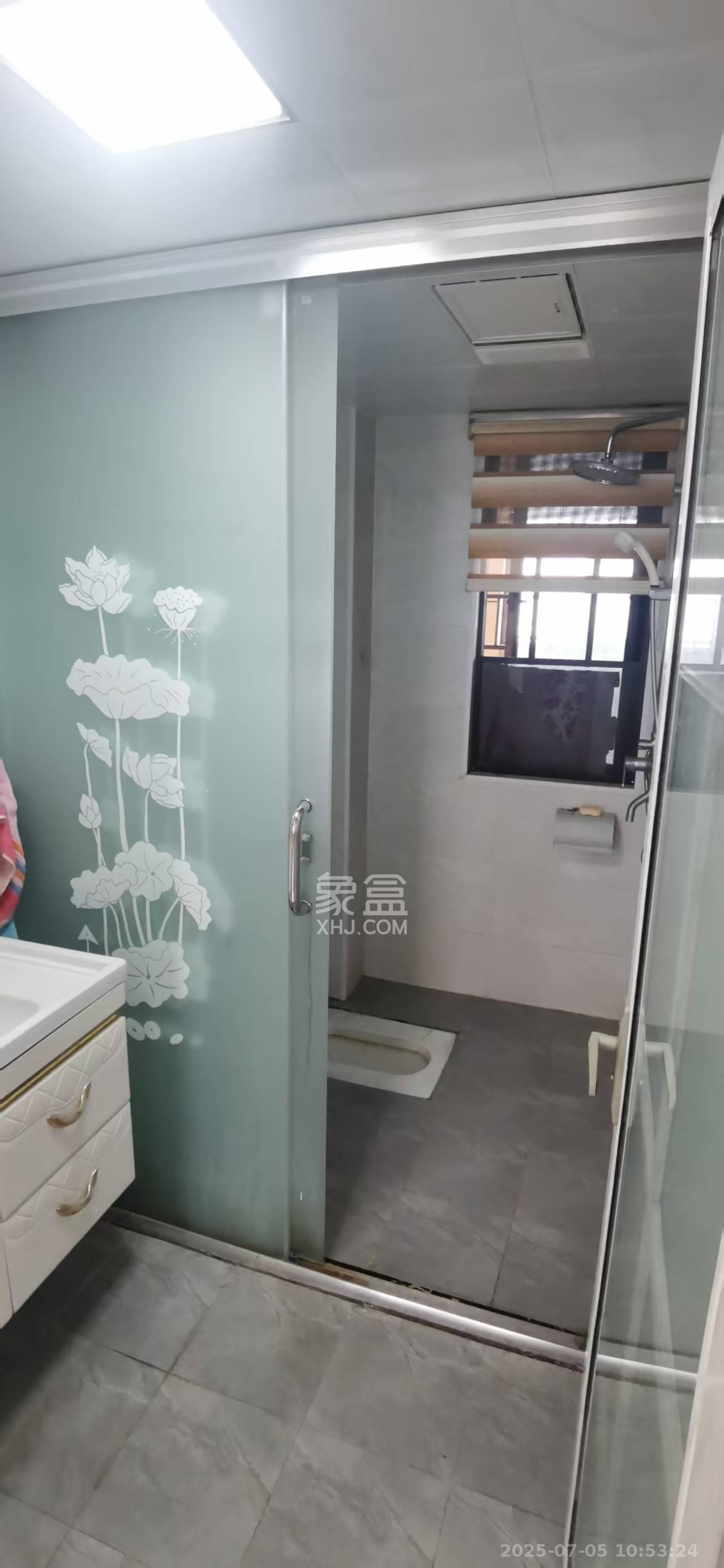 华润置地广场二期  3室2厅1卫   2500.00元/月室内图