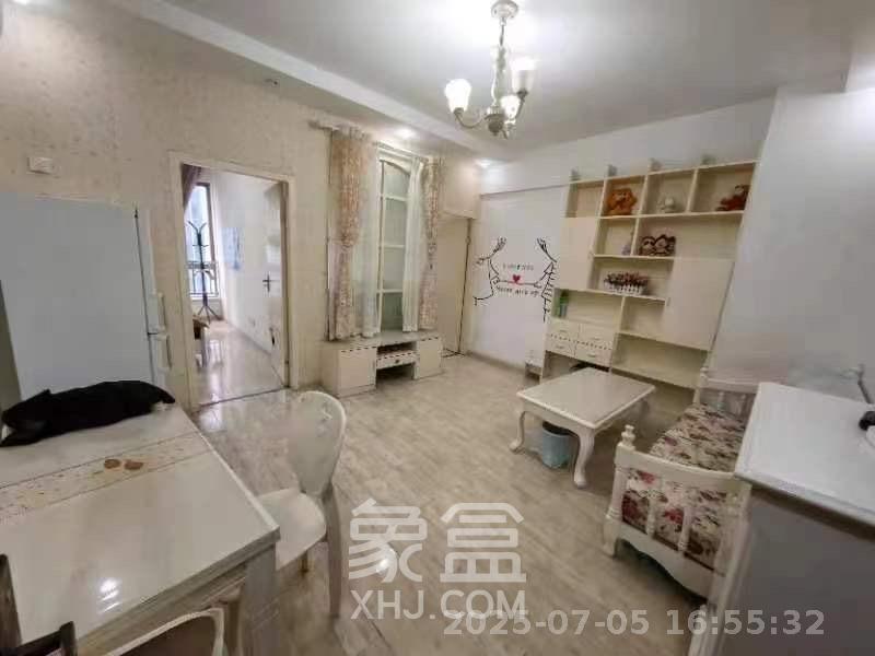 建鸿达华都（华都小户型及大华写字楼）  1室1厅1卫   2400.00元/月室内图
