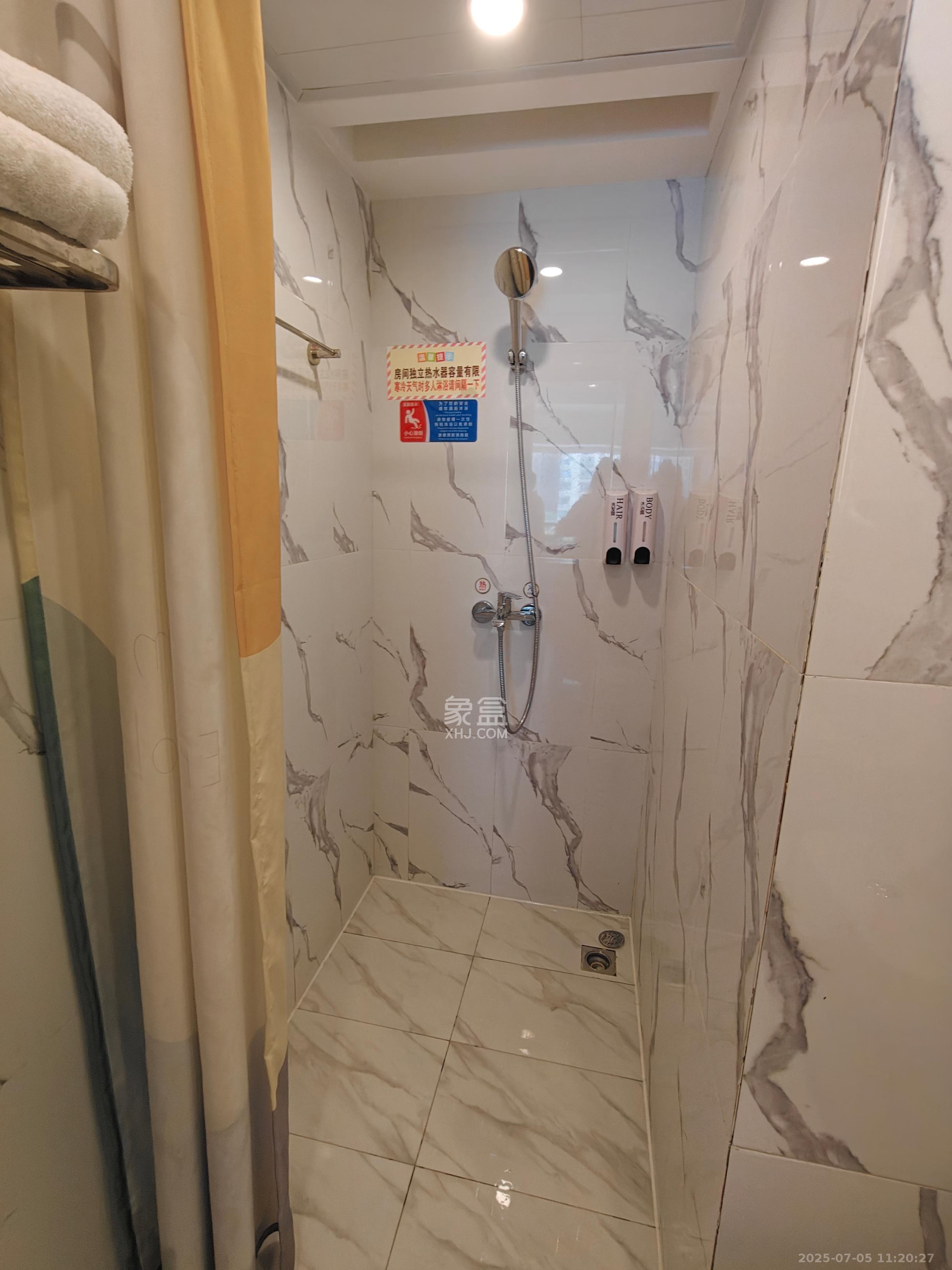 达美涧溪山 2室1厅1卫 2600.0元/月 达美涧溪山 2室1厅1卫 2600.0元/月室内图