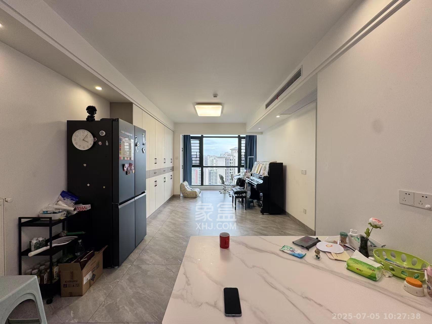 振业城三期  3室2厅1卫    3400.0元/月 振业城三期  3室2厅1卫    3400.0元/月室内图