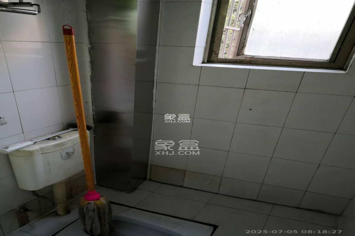 涉外花园 3室2厅1卫 2000.0元/月 涉外花园 3室2厅1卫 2000.0元/月室内图