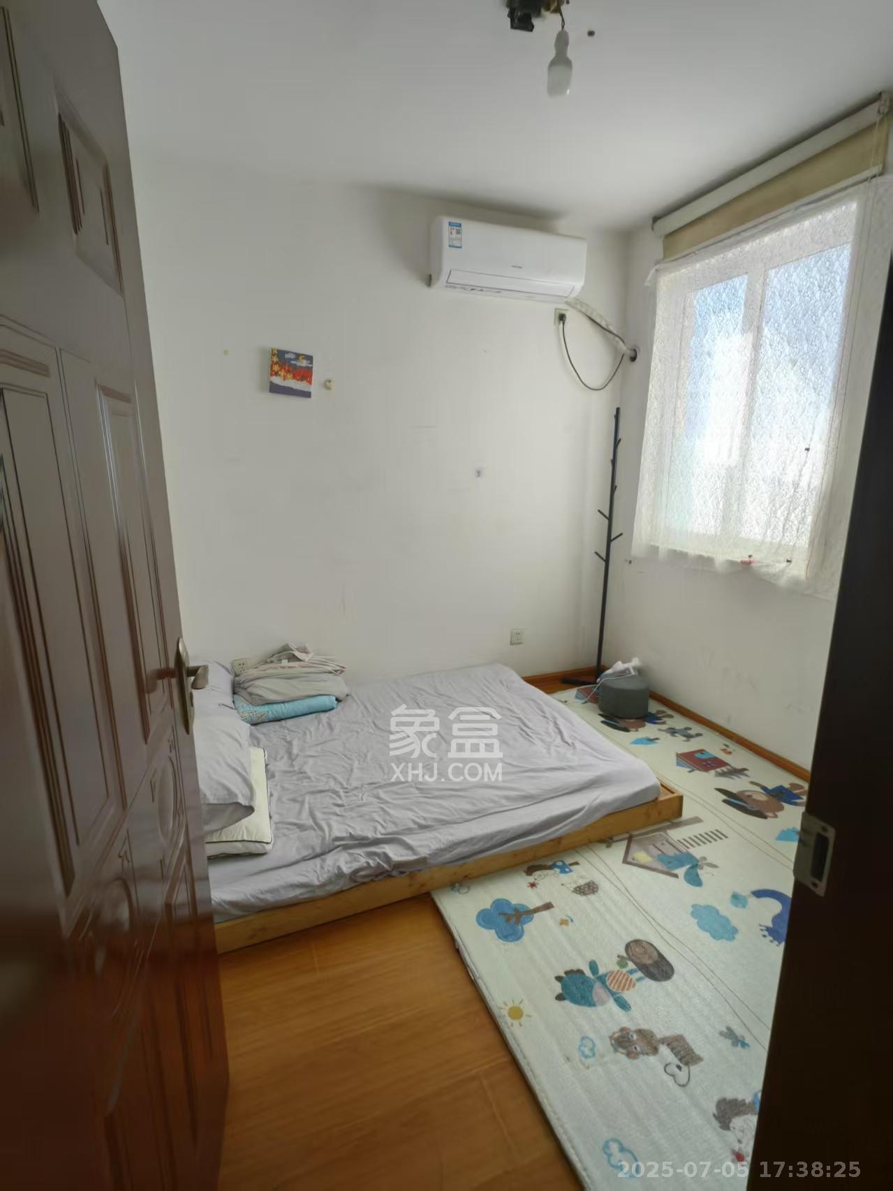 麓谷锦和园 2室2厅1卫 1800.0元/月 麓谷锦和园 2室2厅1卫 1800.0元/月室内图