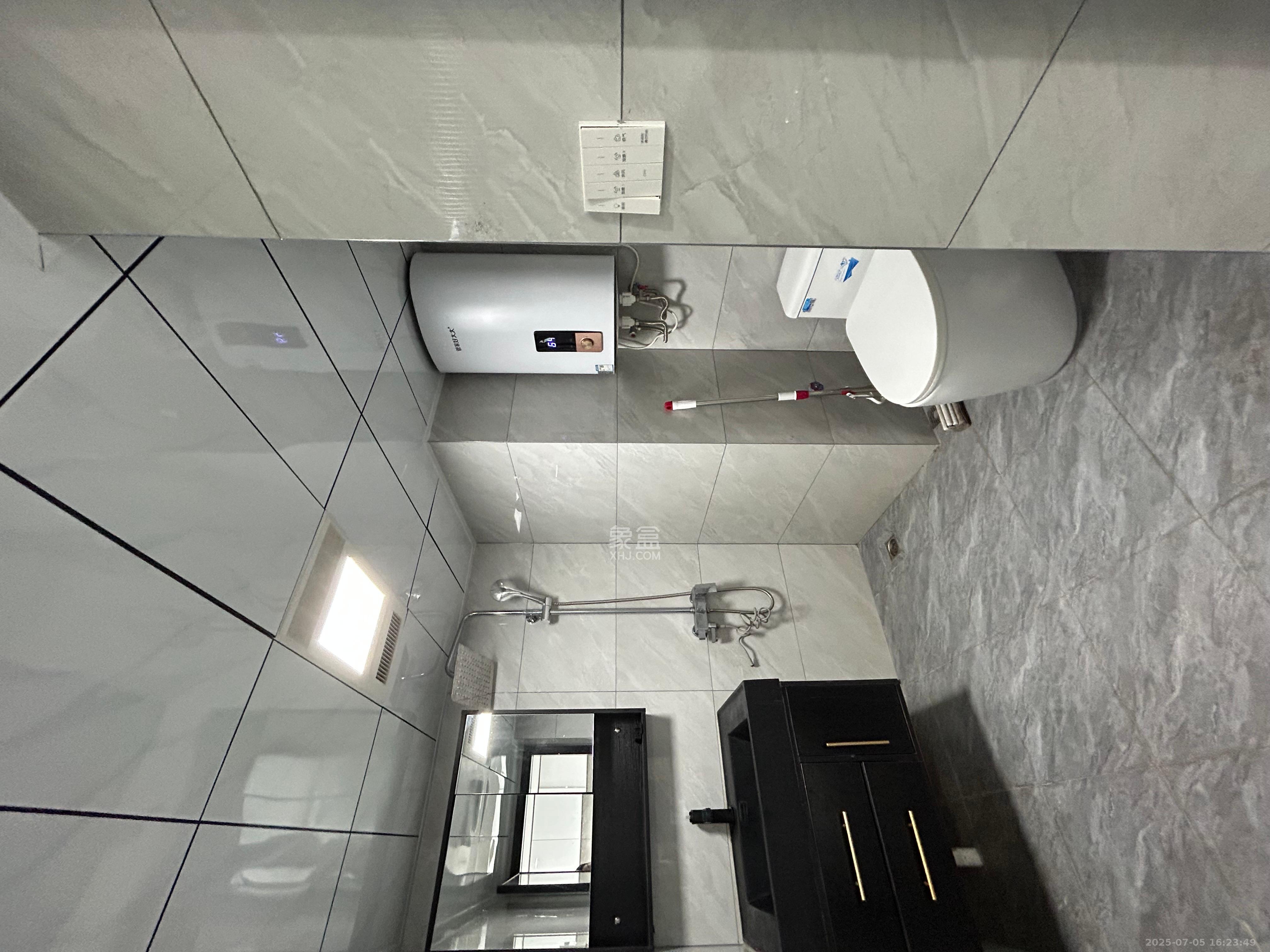 北辰府（北辰三角洲C1区）  1室1厅1卫   3800.00元/月室内图