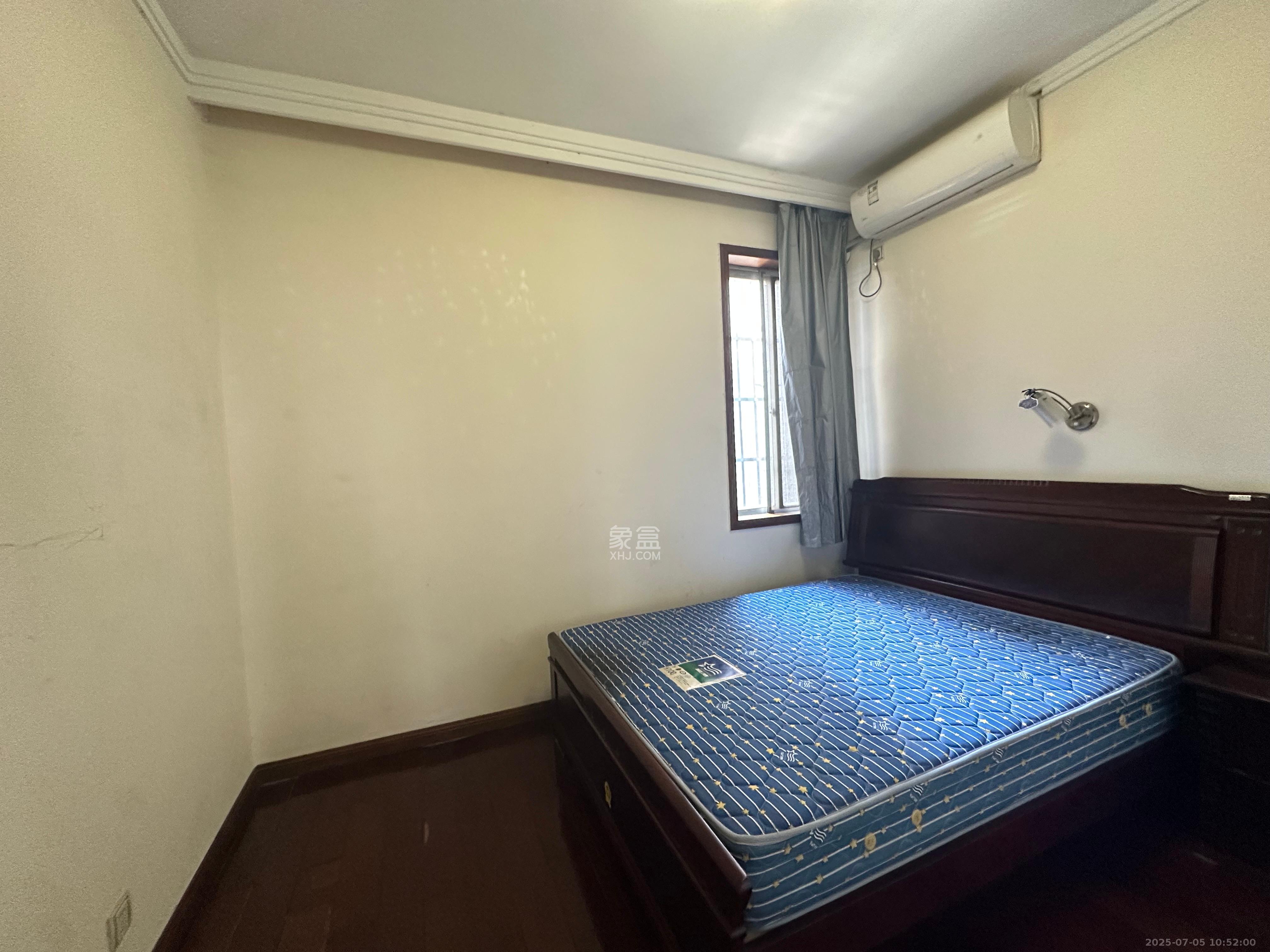 湘绣城 3室2厅2卫 1500.0元/月 湘绣城 3室2厅2卫 1500.0元/月室内图