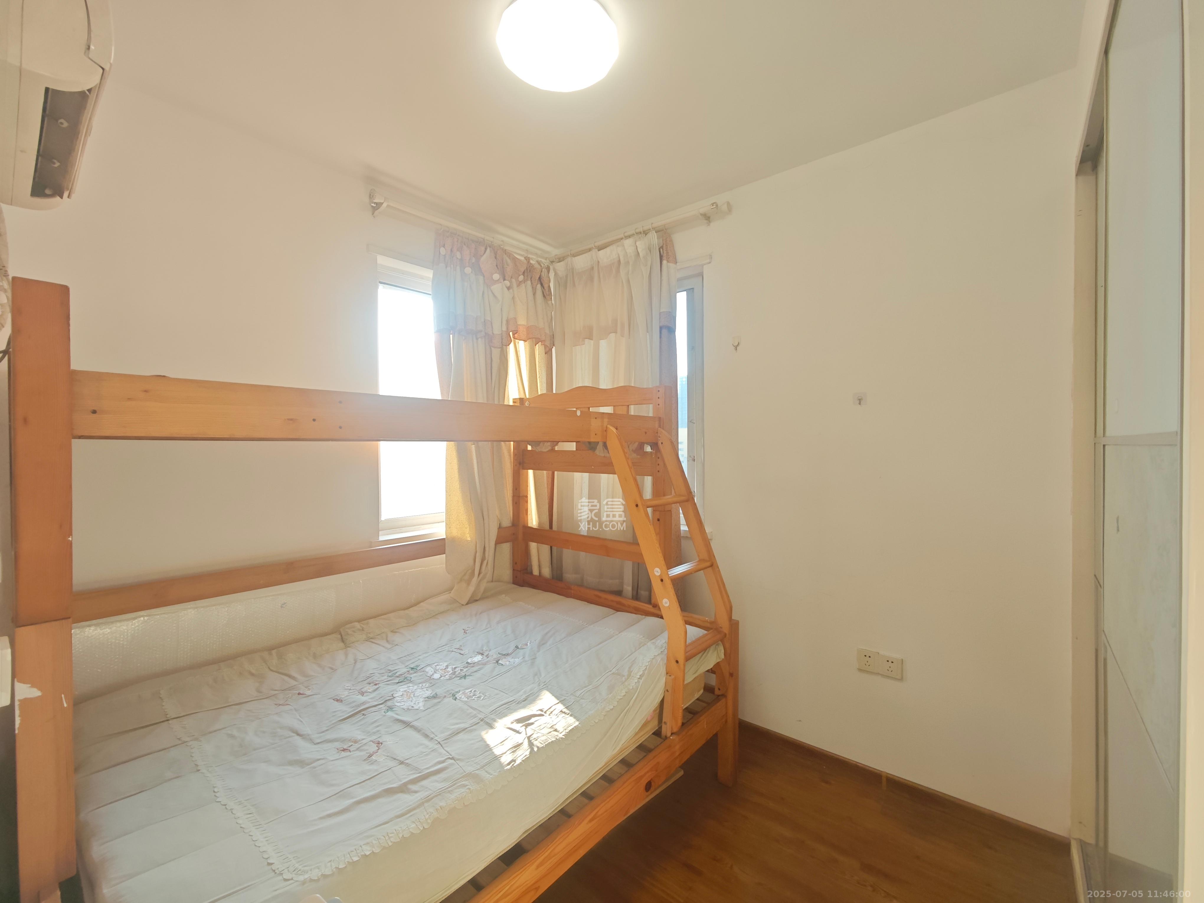 建鸿达现代公寓  2室1厅1卫   2200.00元/月室内图