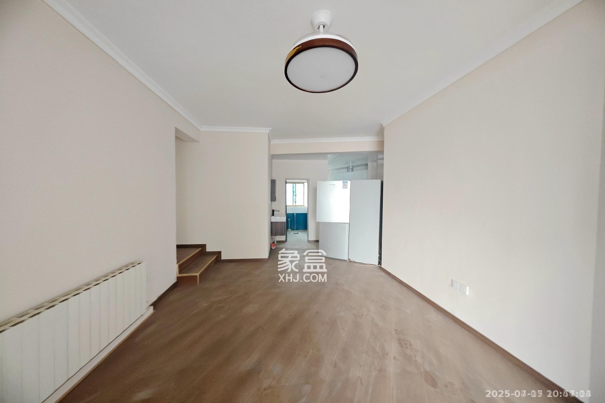 城南郡  5室2厅2卫    3600.0元/月 城南郡  5室2厅2卫    3600.0元/月