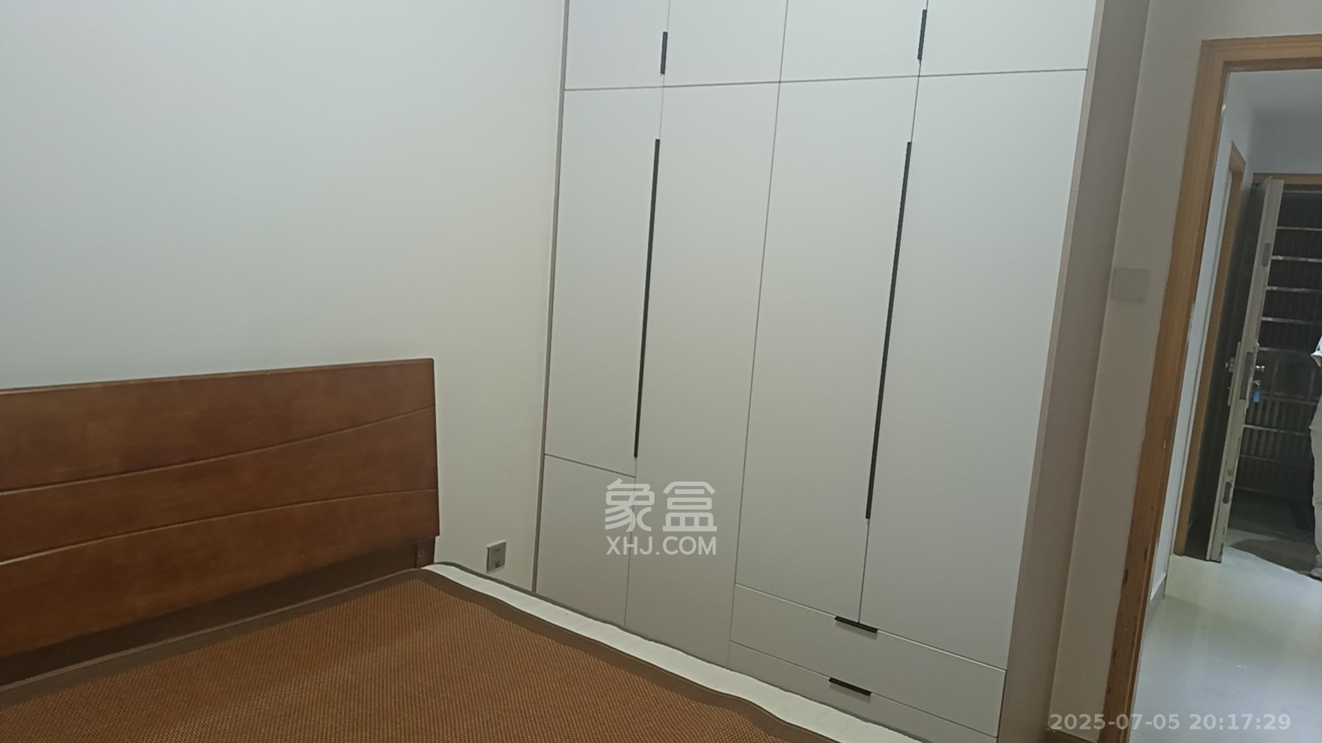 欧园  1室1厅1卫   1800.00元/月