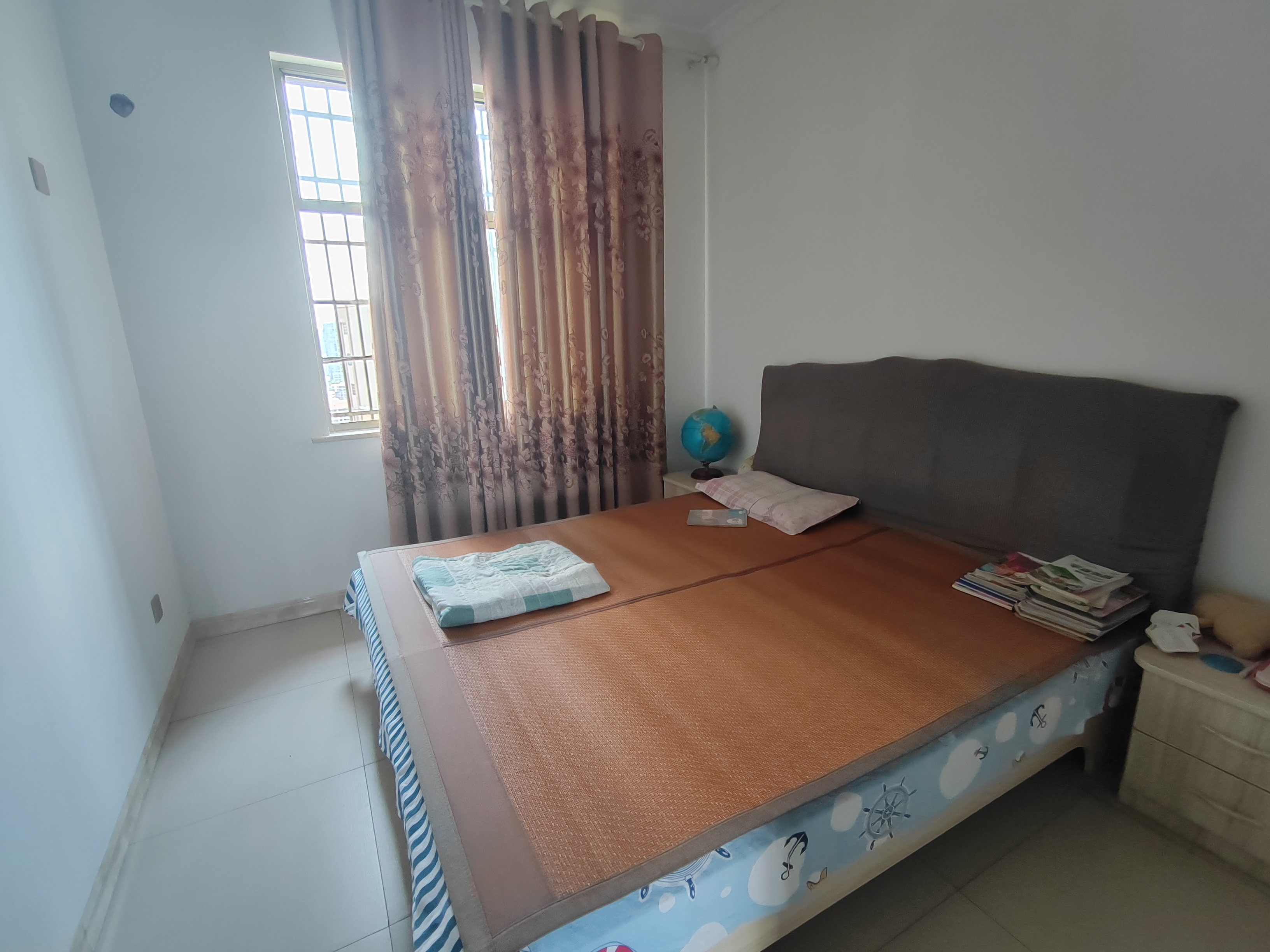 上和世家 4室2厅2卫 79.8万 上和世家 4室2厅2卫 79.8万客厅