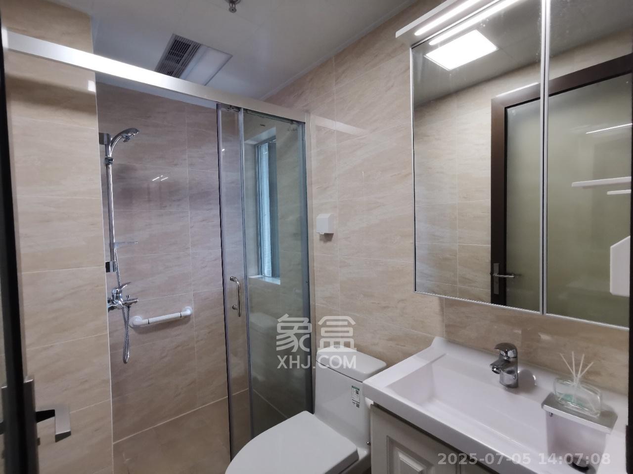 保利天禧C区  4室2厅2卫   5500.00元/月室内图