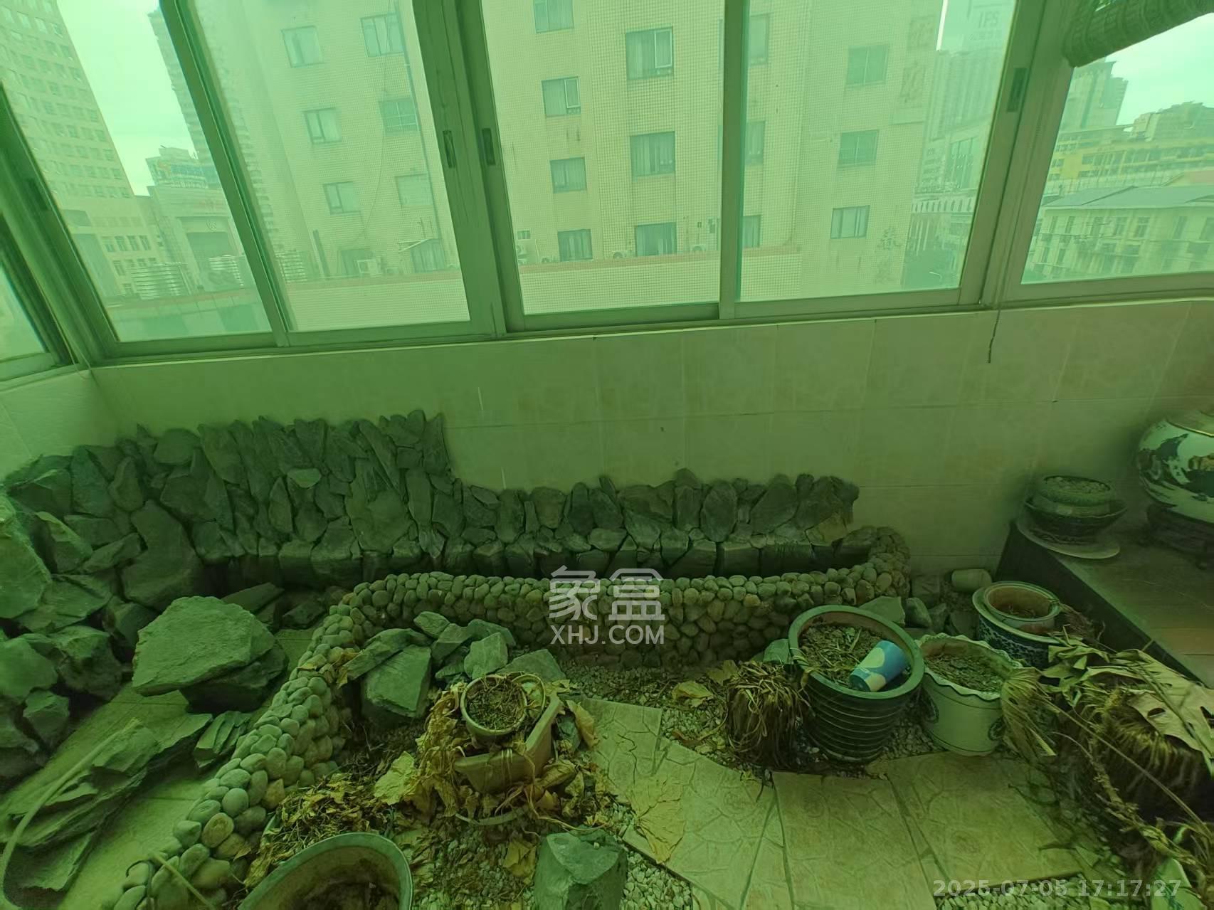 银海大厦 3室2厅1卫 3700.0元/月 银海大厦 3室2厅1卫 3700.0元/月室内图