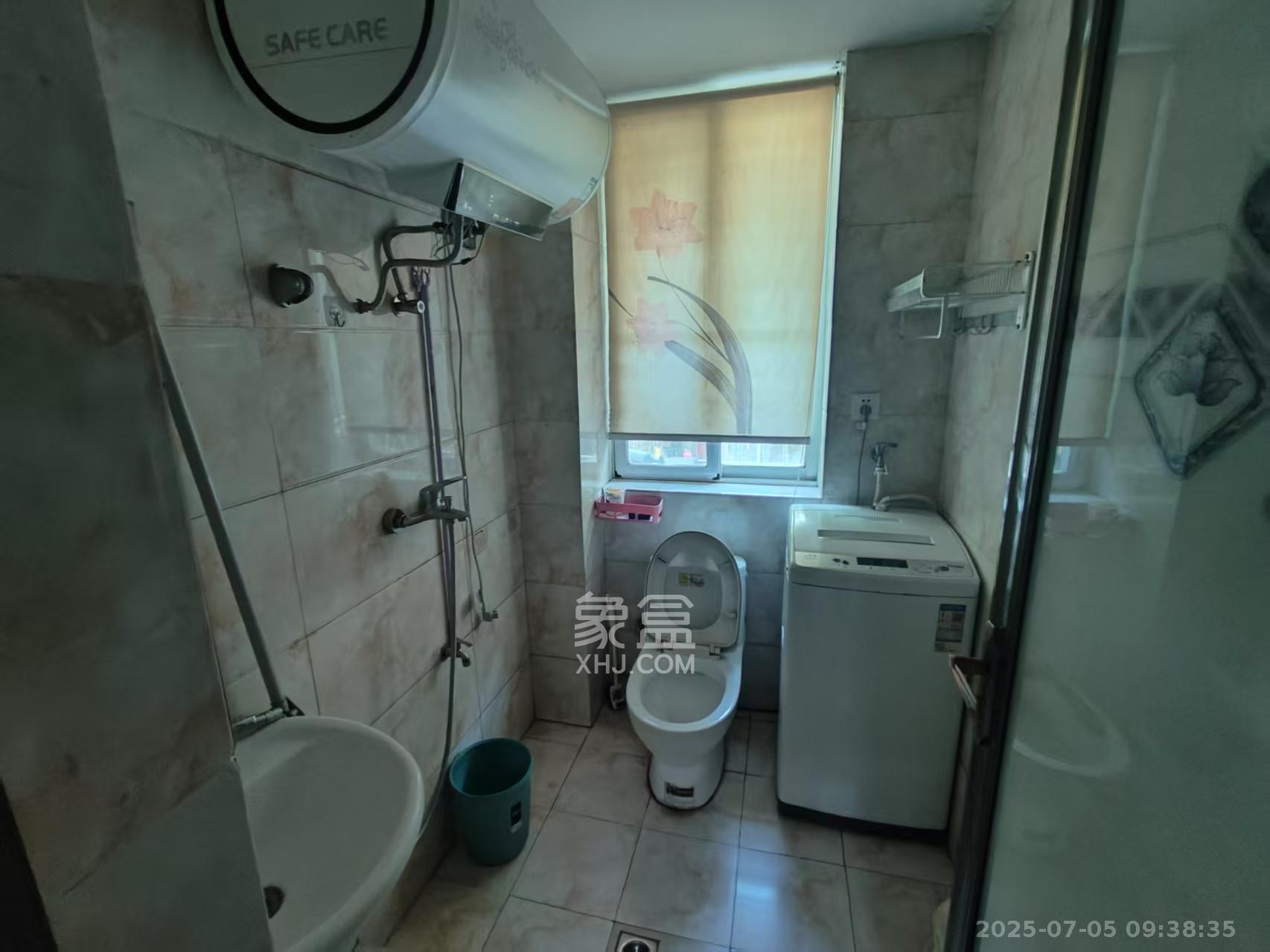 龙福小区 1室1厅1卫 900.0元/月 龙福小区 1室1厅1卫 900.0元/月室内图