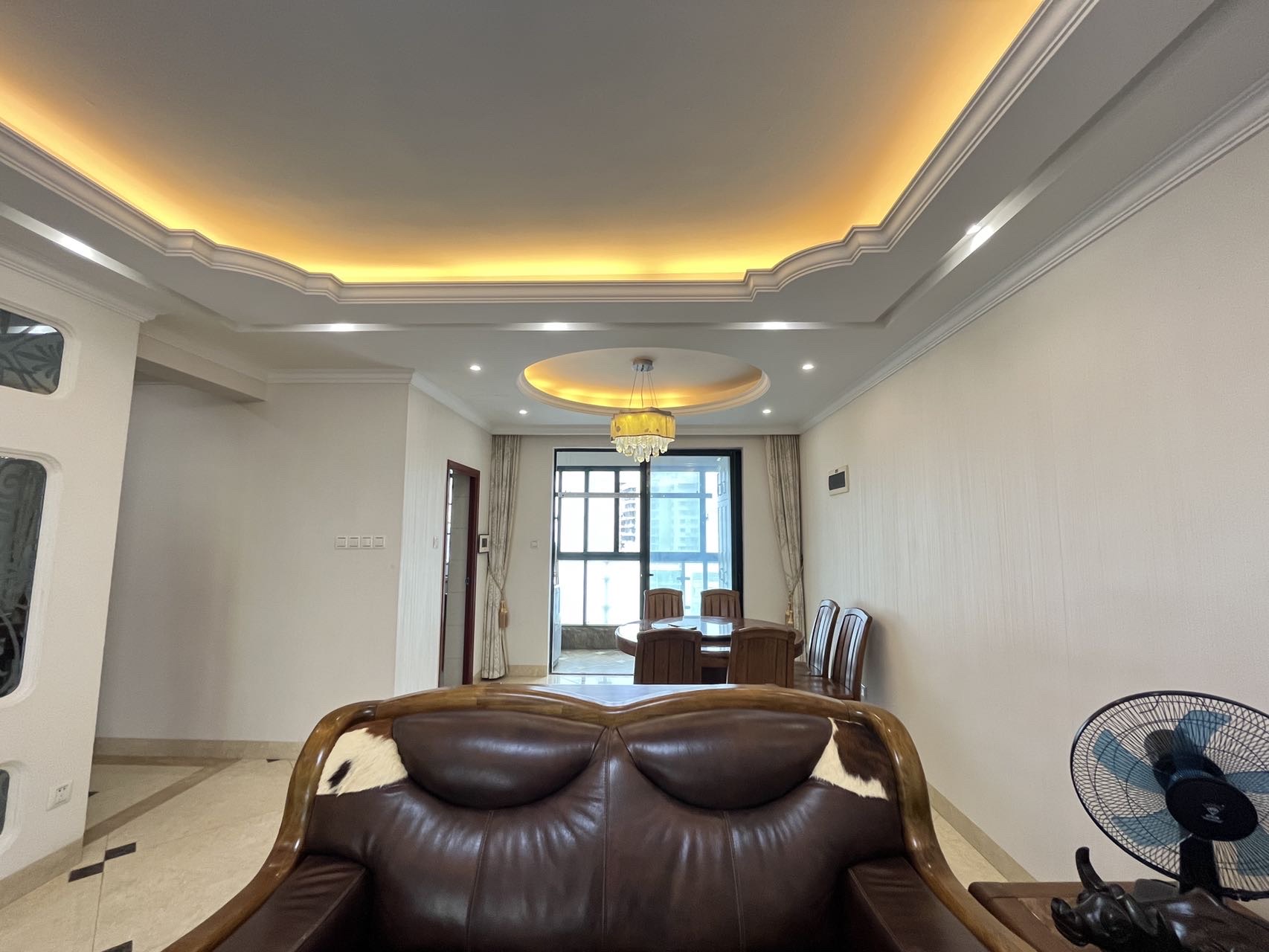 海阔天空-国瑞城二期(雅仕苑) 3室2厅2卫 5500.0元/月 海阔天空-国瑞城二期(雅仕苑) 3室2厅2卫 5500.0元/月室内图