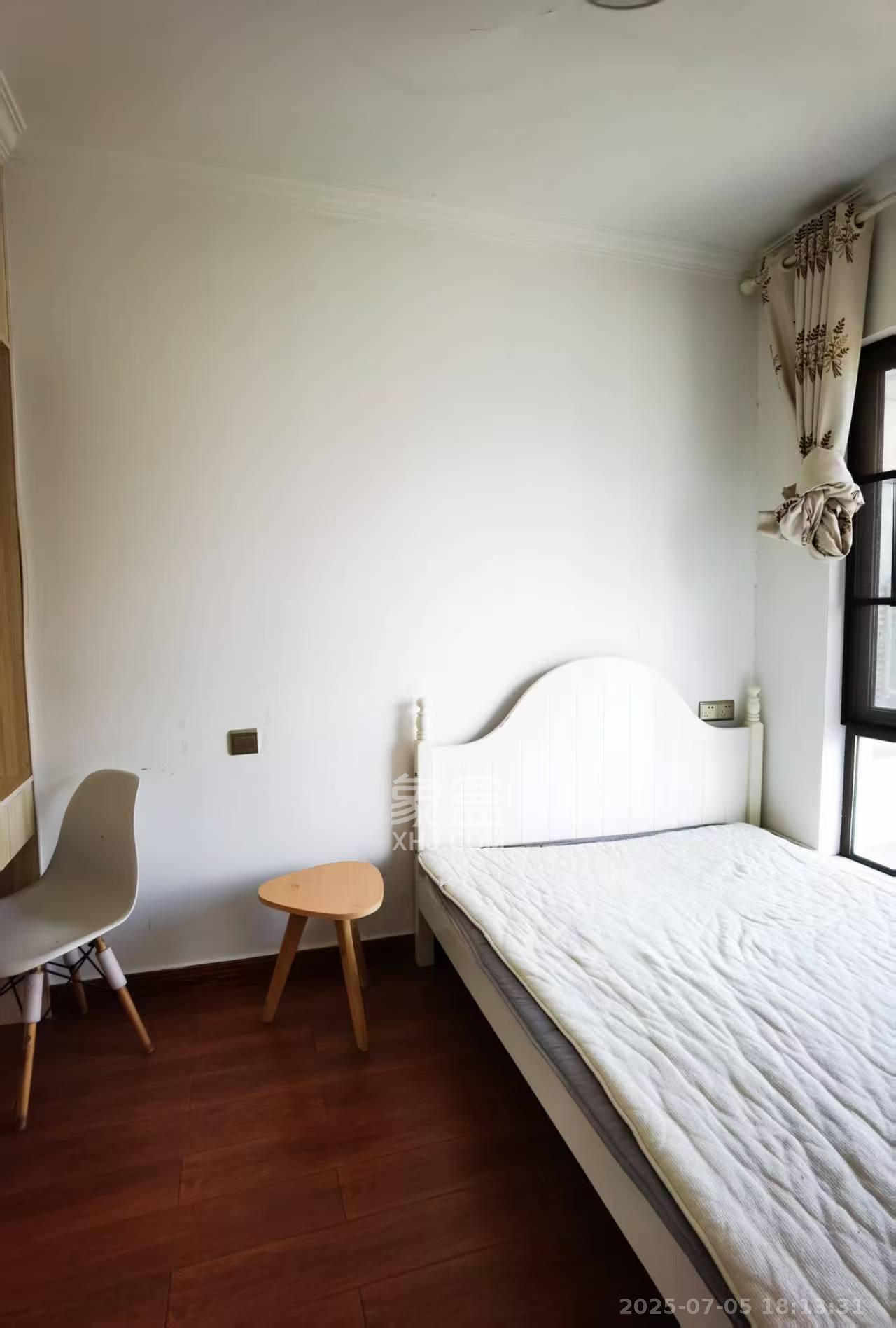 合能洋湖公馆 3室2厅1卫 2500.0元/月 合能洋湖公馆 3室2厅1卫 2500.0元/月室内图