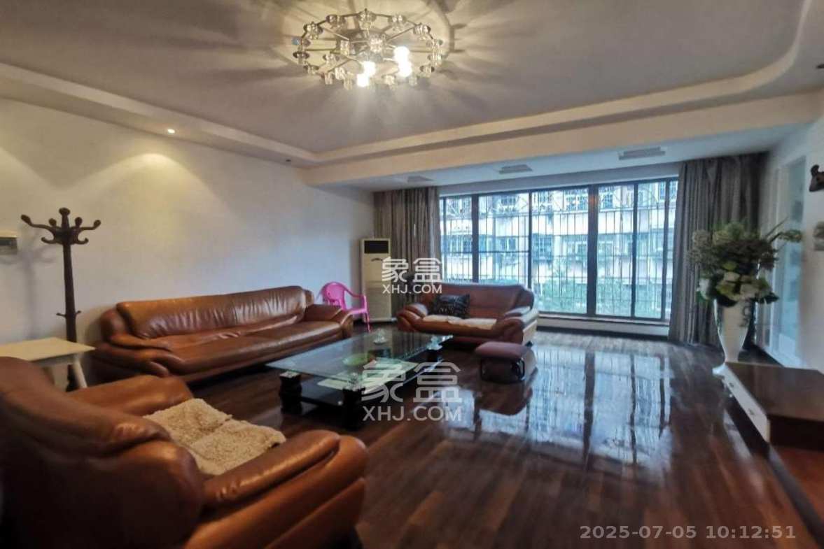 园丁花园 4室2厅2卫 59.8万 园丁花园 4室2厅2卫 59.8万室内图