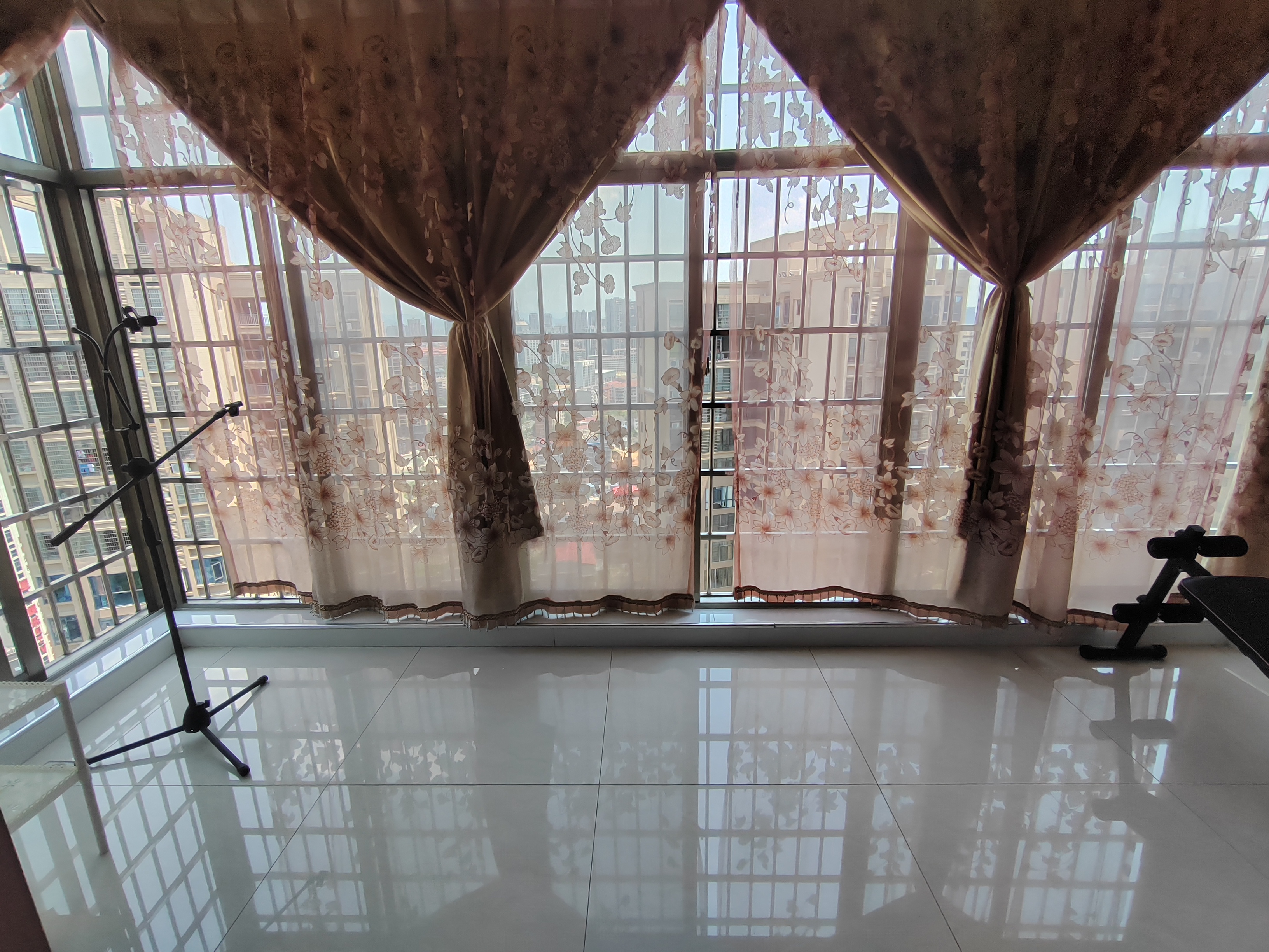 上和世家 4室2厅2卫 79.8万 上和世家 4室2厅2卫 79.8万客厅