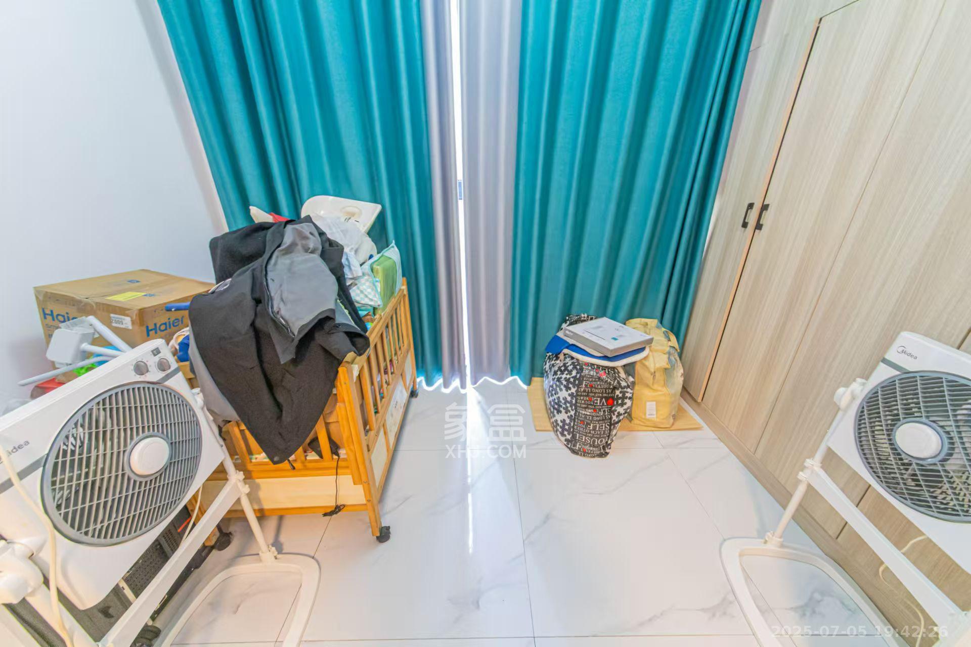 中建芙蓉嘉苑 3室2厅2卫 2100.0元/月 中建芙蓉嘉苑 3室2厅2卫 2100.0元/月室内图