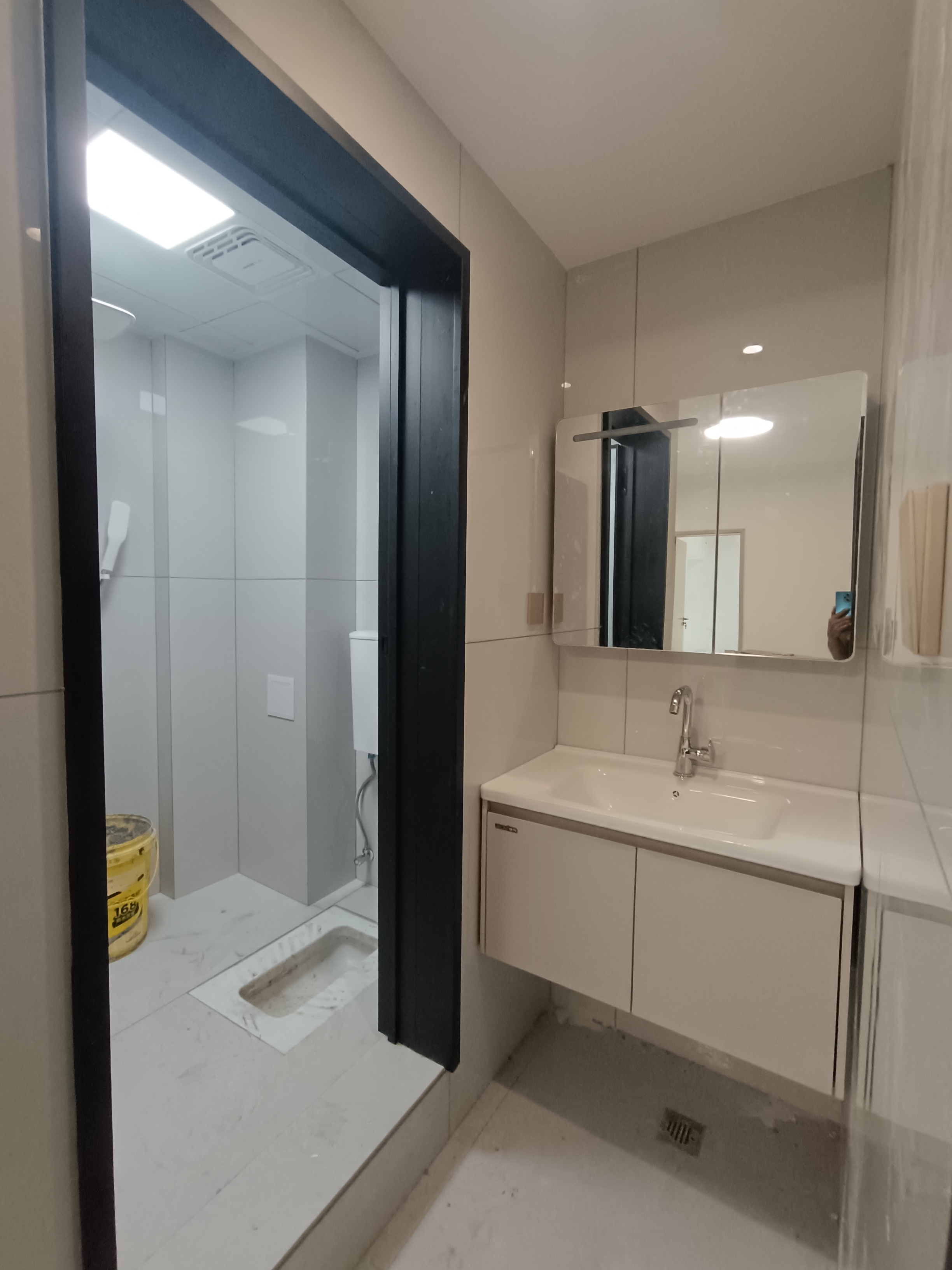 南门口安置小区二期 2室2厅1卫 2200.0元/月 南门口安置小区二期 2室2厅1卫 2200.0元/月室内图