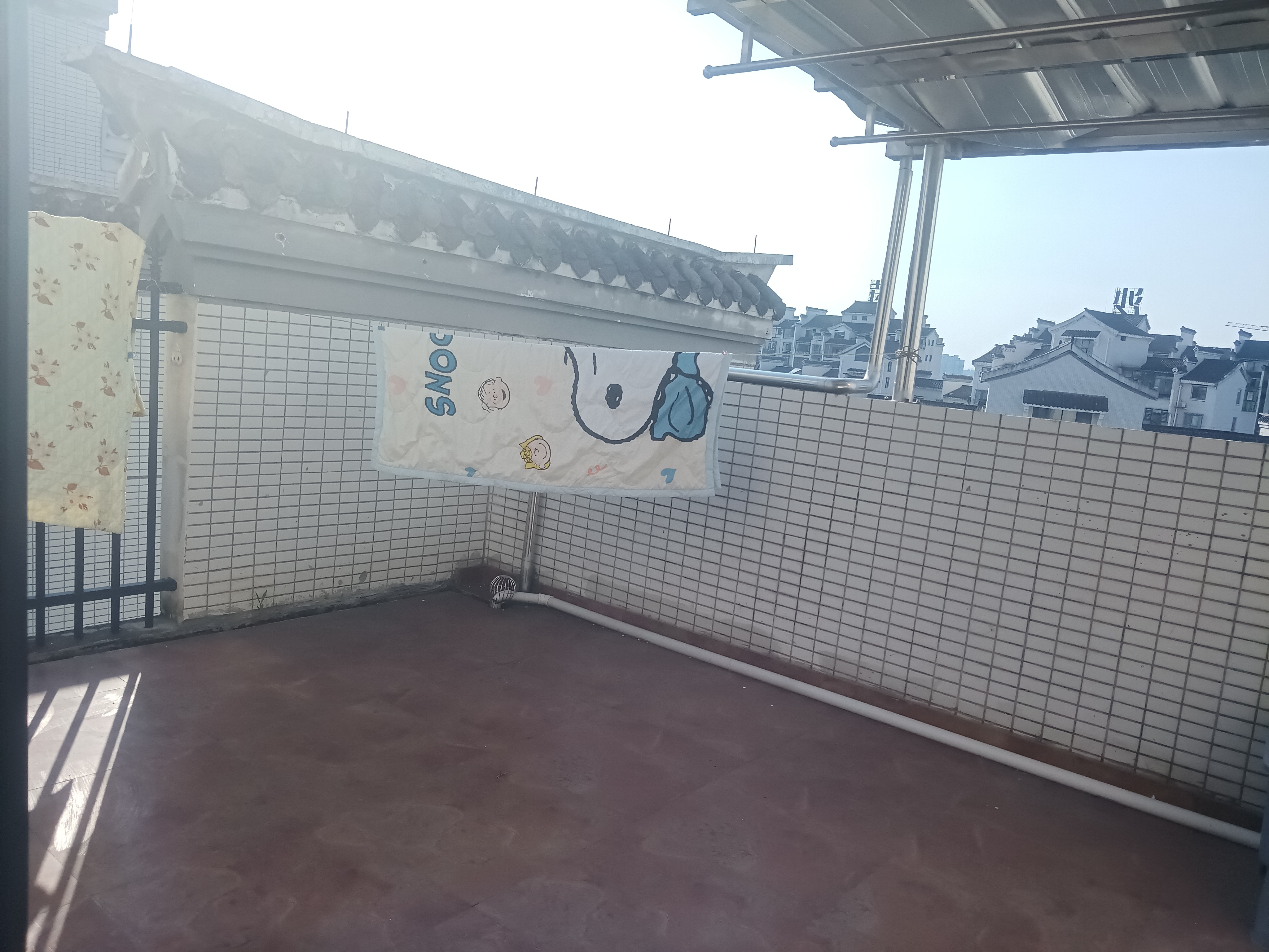 云沙诗意  6室2厅3卫   120.00万客厅