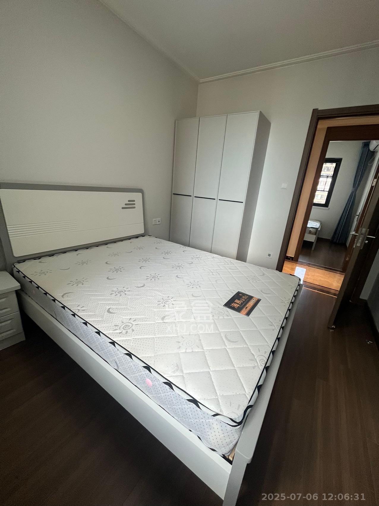 保利恒伟时光印象  4室2厅2卫   2700.00元/月室内图