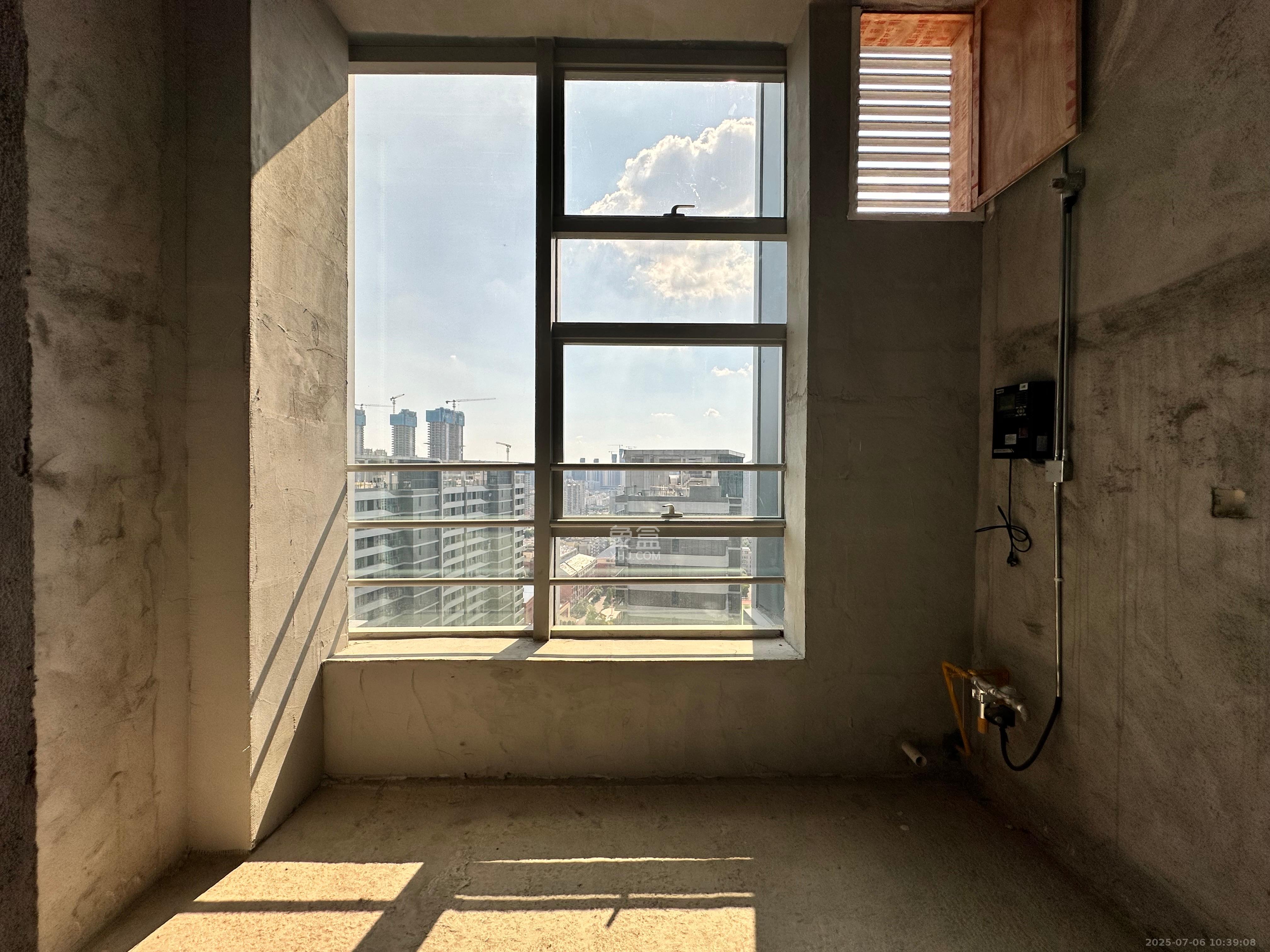 复地滨江金融中心 1室0厅0卫 1500.0元/月 复地滨江金融中心 1室0厅0卫 1500.0元/月室内图