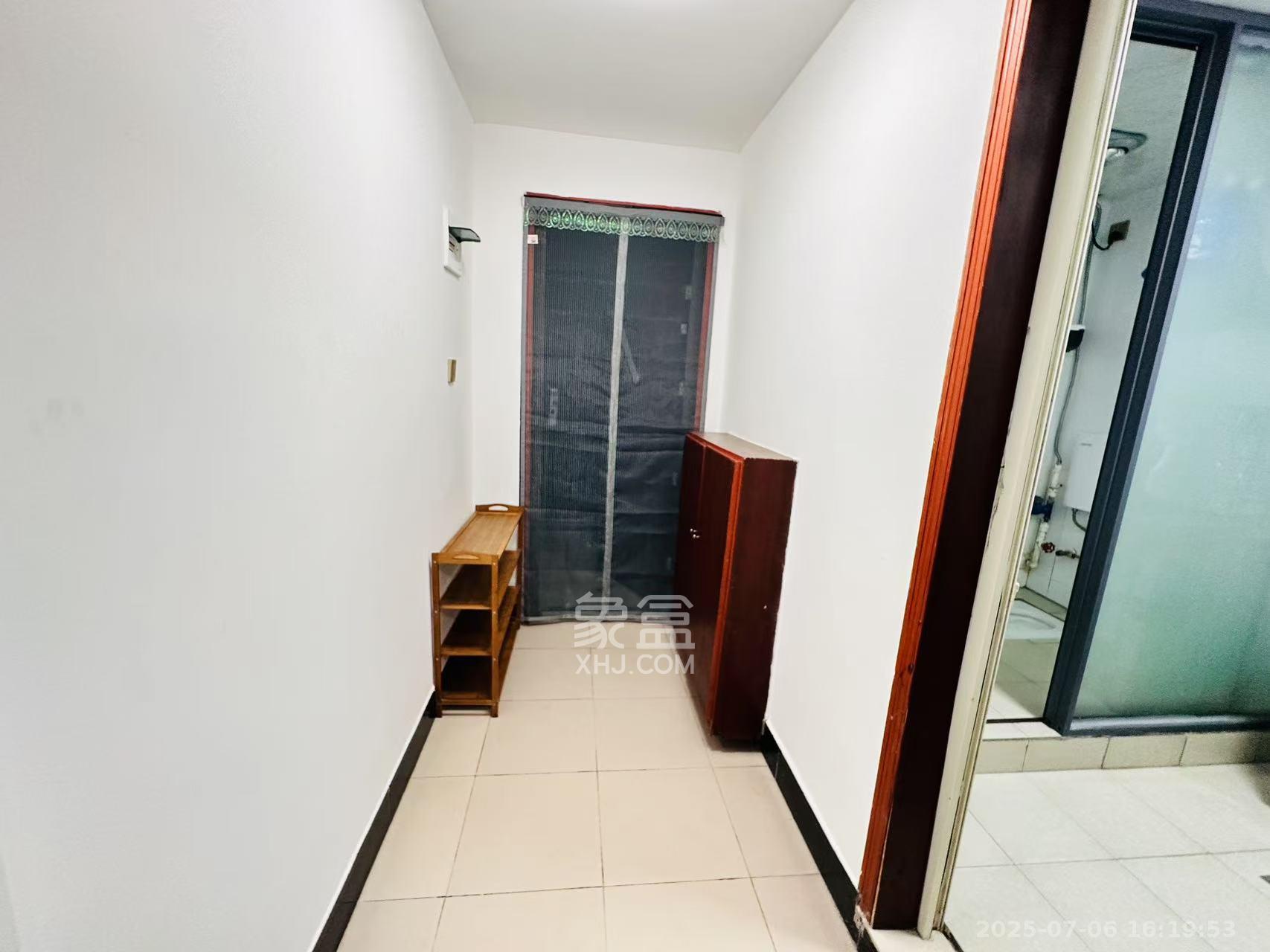 芙蓉大厦 1室1厅1卫 1500.0元/月 芙蓉大厦 1室1厅1卫 1500.0元/月室内图