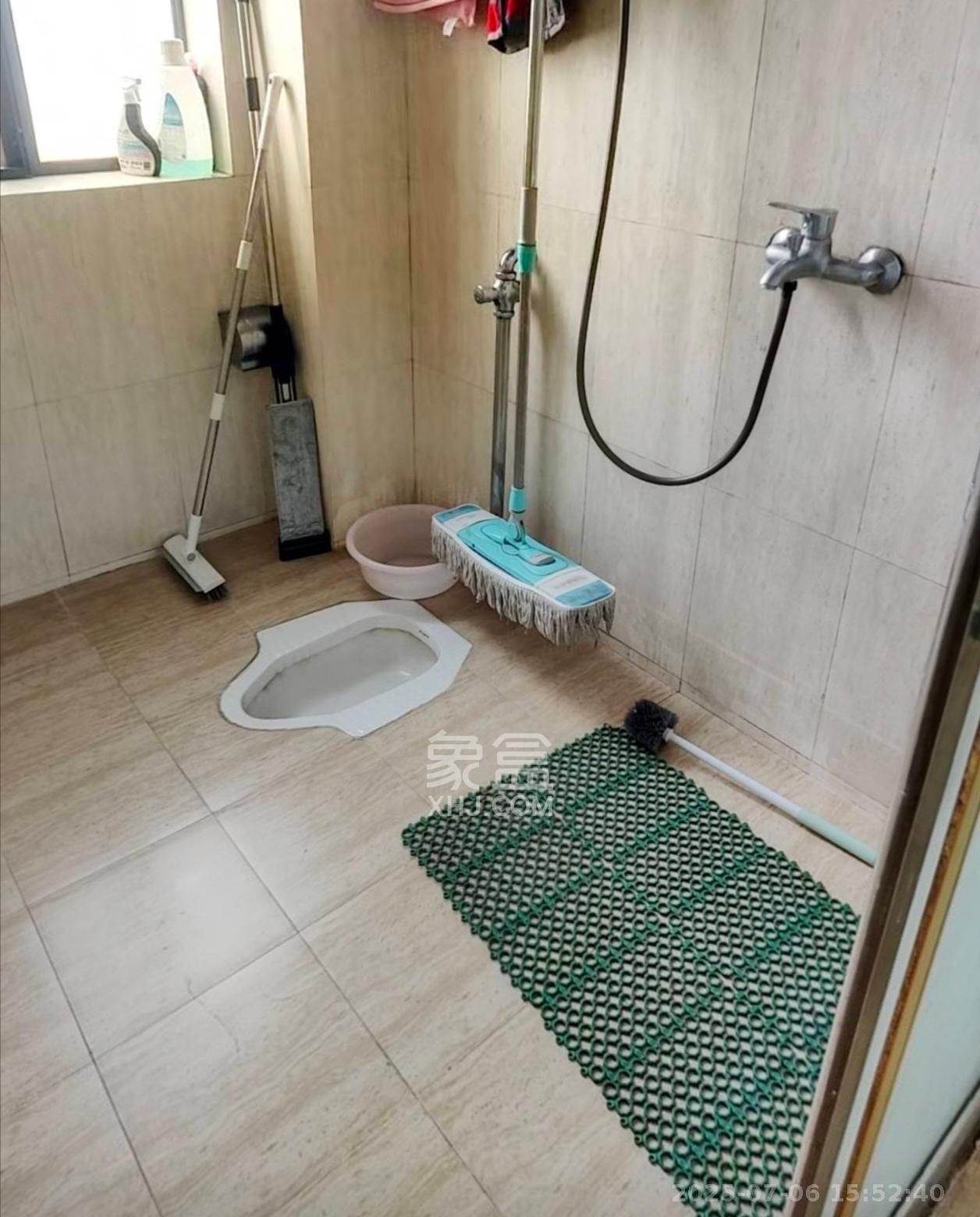 上海城小区  3室2厅2卫    2500.0元/月室内图