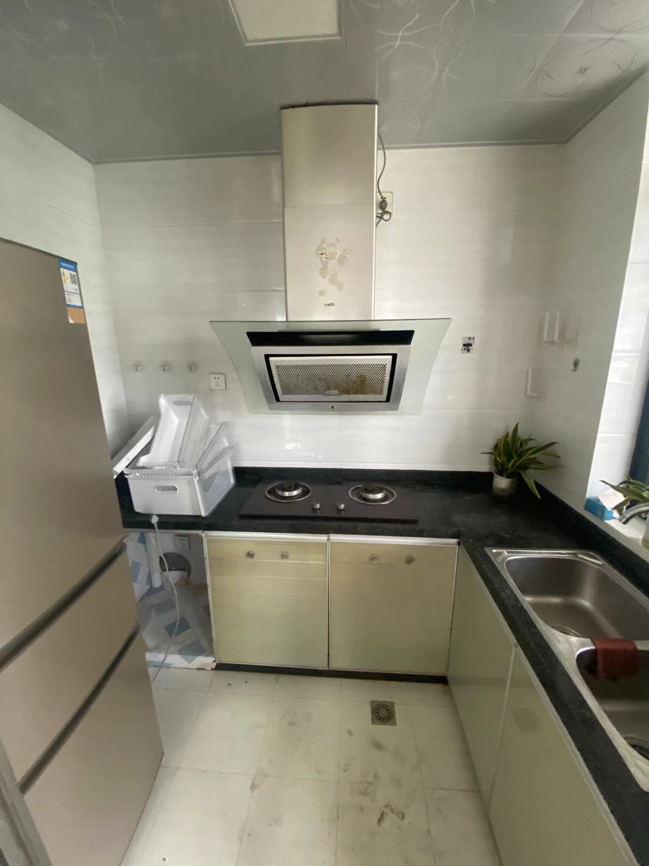 盛达景都一期 2室2厅1卫 2800.0元/月 盛达景都一期 2室2厅1卫 2800.0元/月室内图