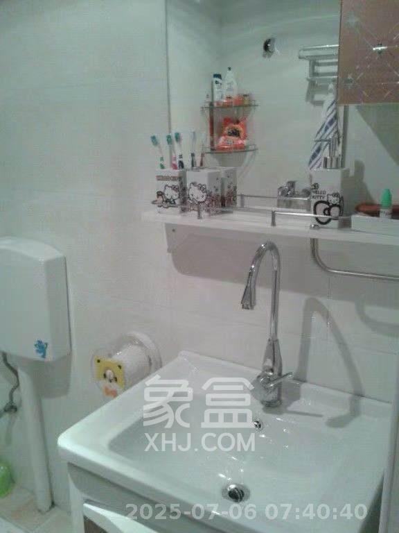 钰龙天下一期  2室2厅1卫   1800.00元/月室内图