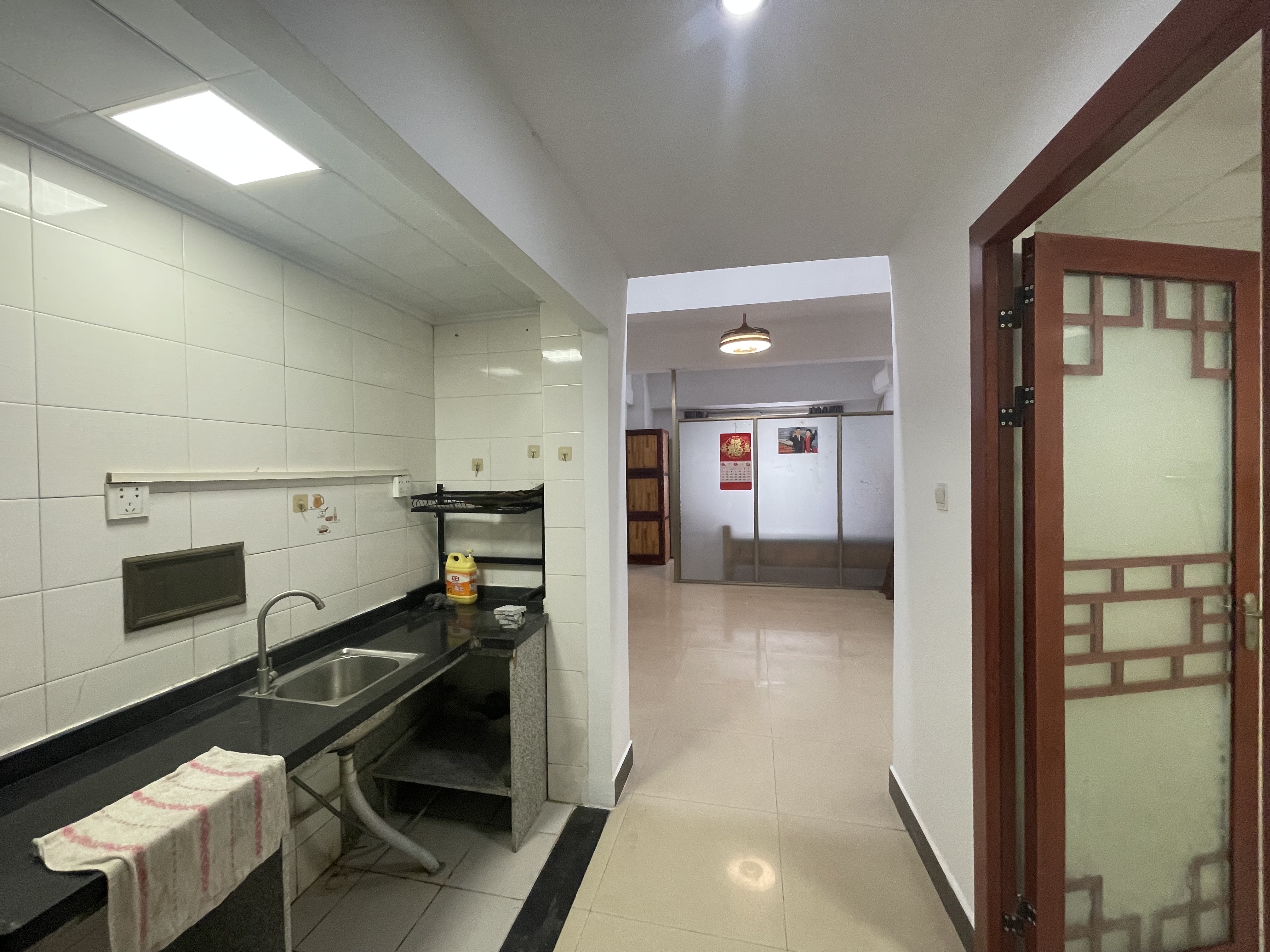 国森大厦 1室0厅1卫 1200.0元/月 国森大厦 1室0厅1卫 1200.0元/月室内图