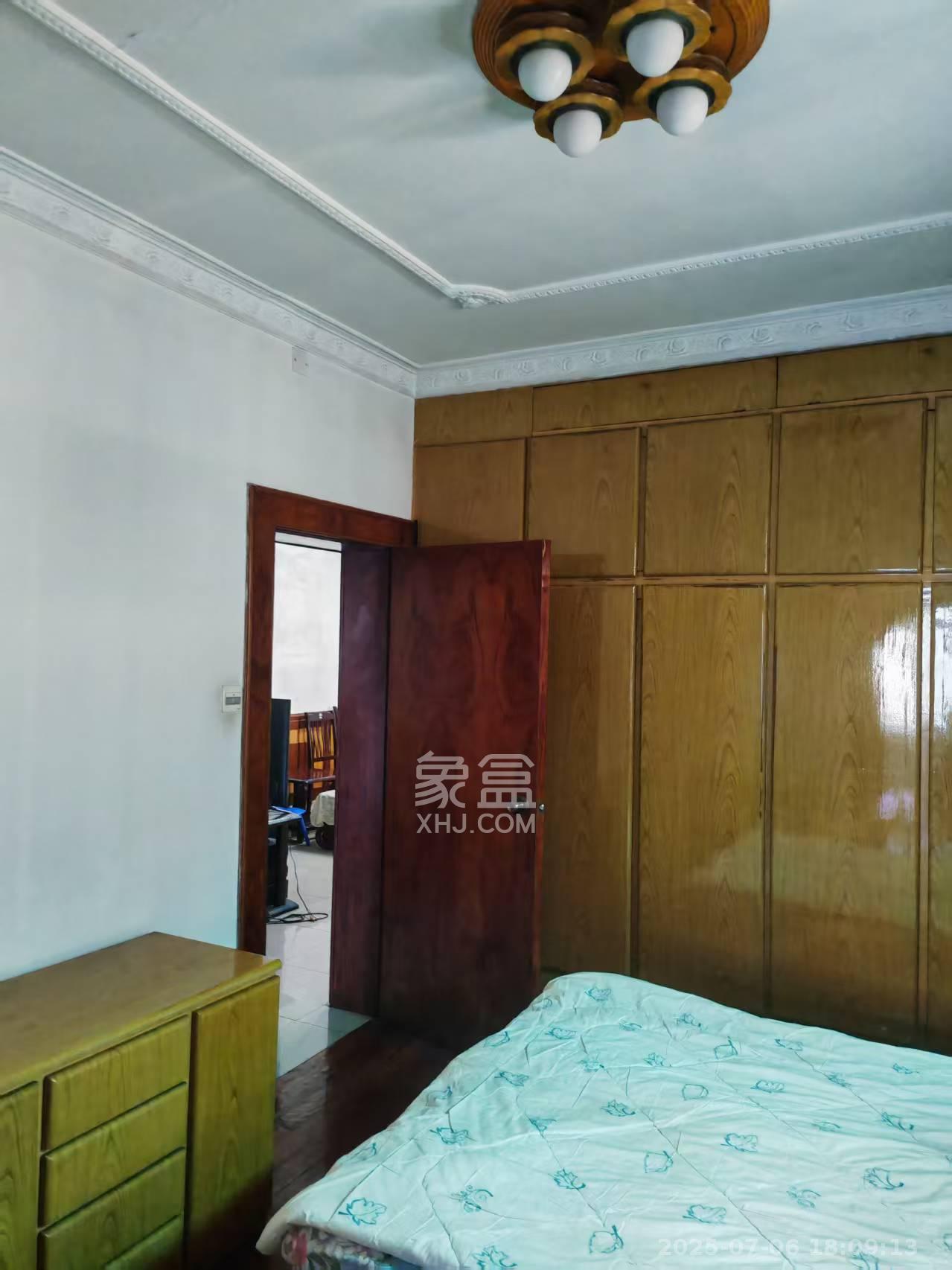 物资厅宿舍(五一大道) 3室1厅1卫 1900.0元/月 物资厅宿舍(五一大道) 3室1厅1卫 1900.0元/月室内图