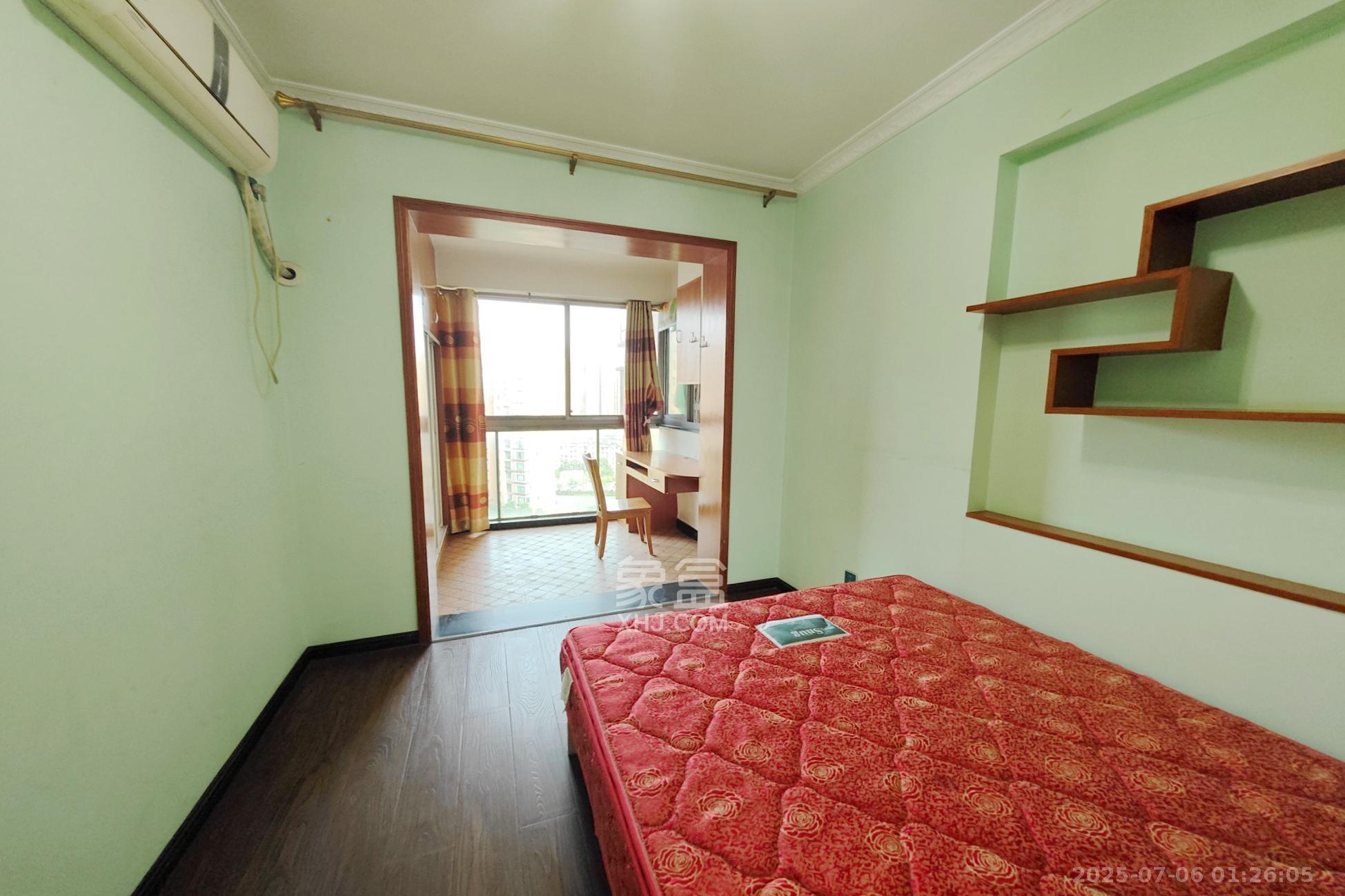 新城新世界一二三期 4室2厅2卫 158.0万 新城新世界一二三期 4室2厅2卫 158.0万卧室