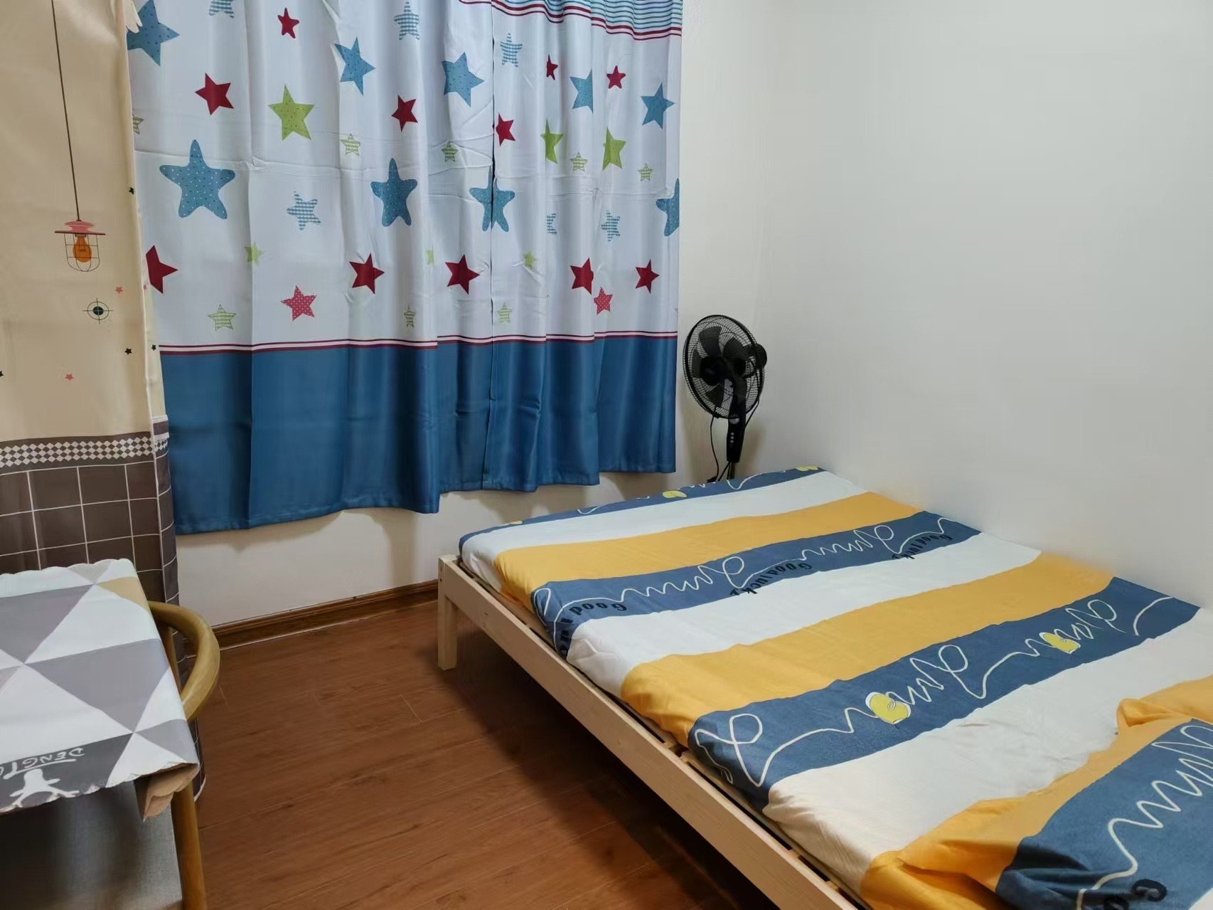 碧桂园酃湖世家 3室2厅2卫 2200.0元/月 碧桂园酃湖世家 3室2厅2卫 2200.0元/月室内图