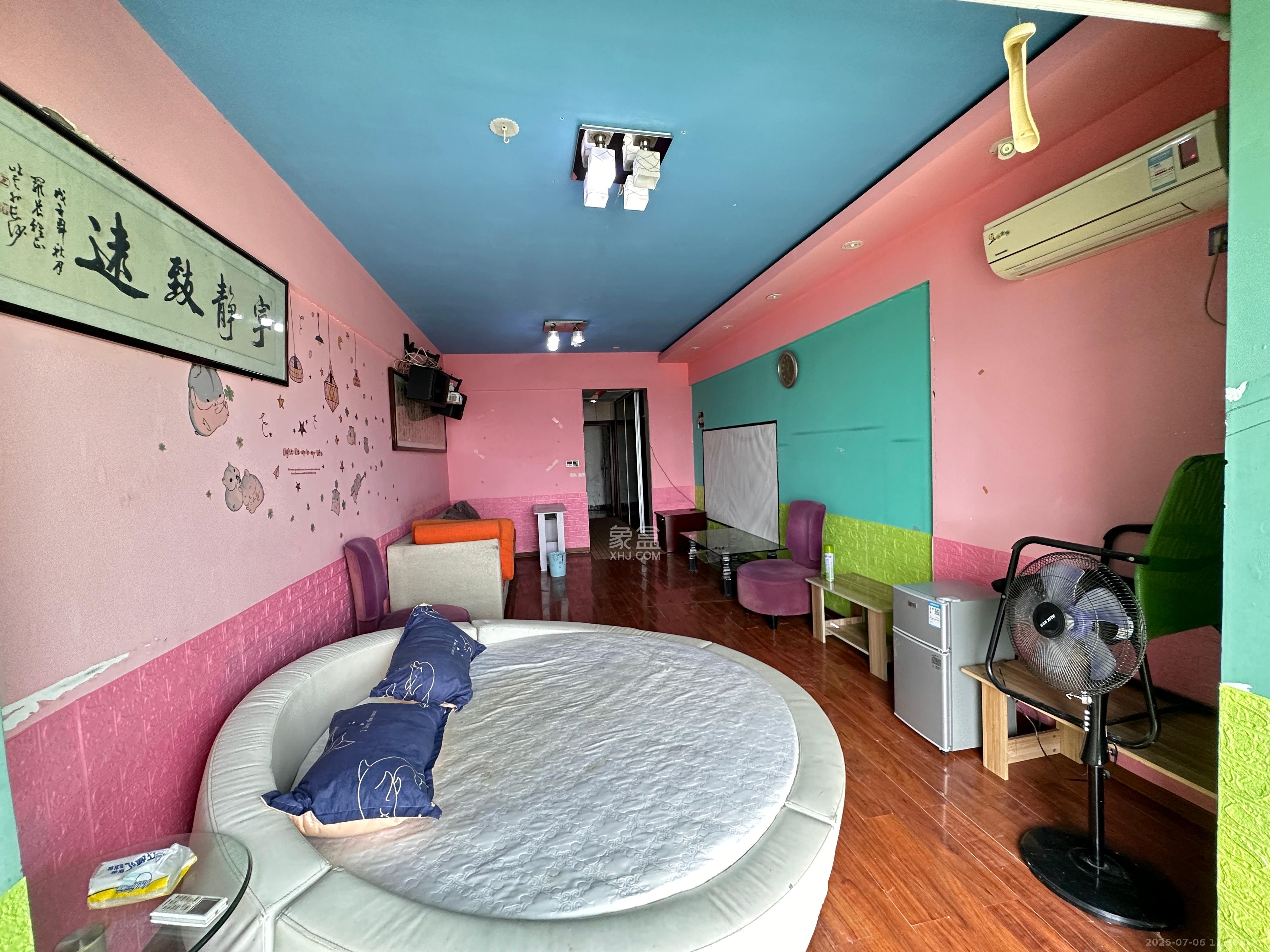 上河国际A座 1室1厅1卫 1200.0元/月 上河国际A座 1室1厅1卫 1200.0元/月室内图