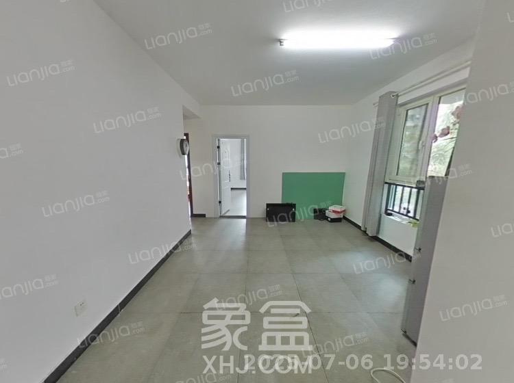 北辰三角洲B2E2区  3室2厅1卫    2700.0元/月室内图