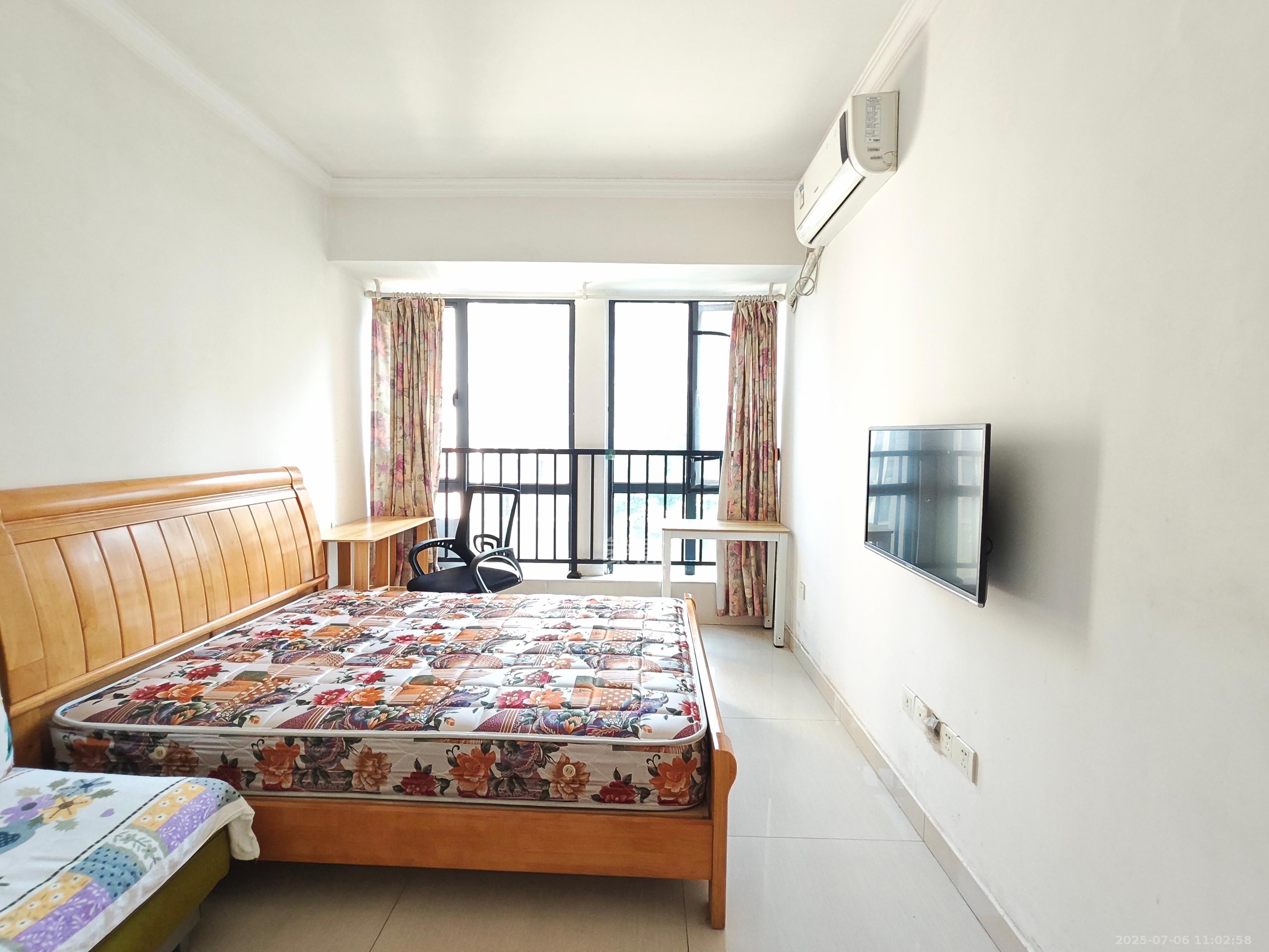 中建芙蓉工社 1室1厅1卫 1100.0元/月 中建芙蓉工社 1室1厅1卫 1100.0元/月室内图