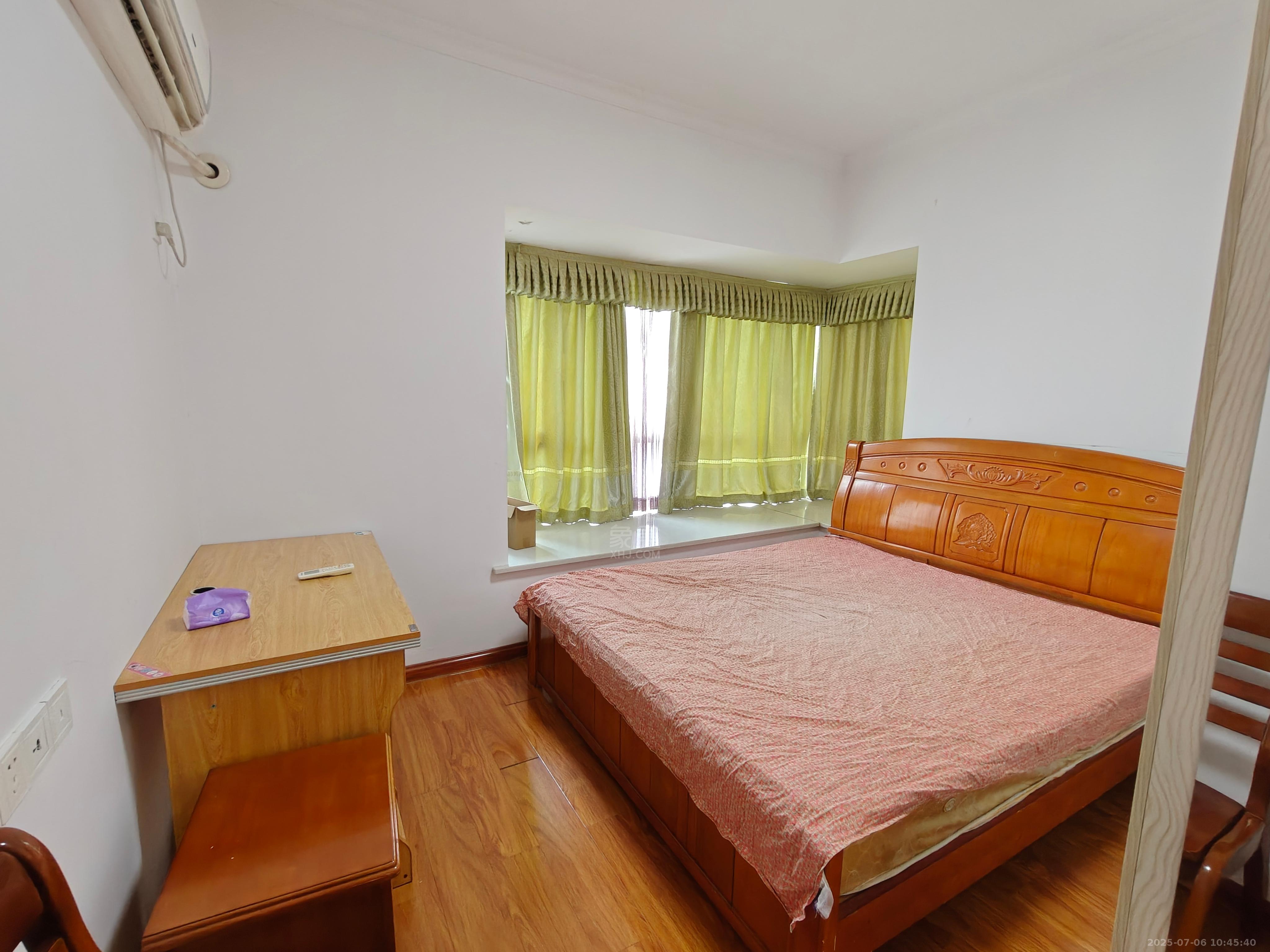 美的城一期 3室2厅2卫 1800.0元/月 美的城一期 3室2厅2卫 1800.0元/月室内图