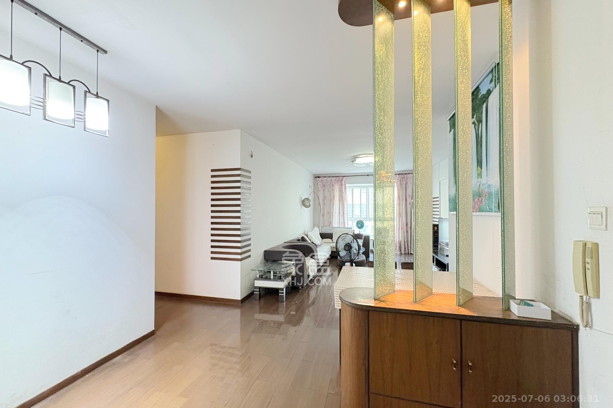 滨湖嘉园（湖滨小区）  4室2厅1卫    108.0万其他