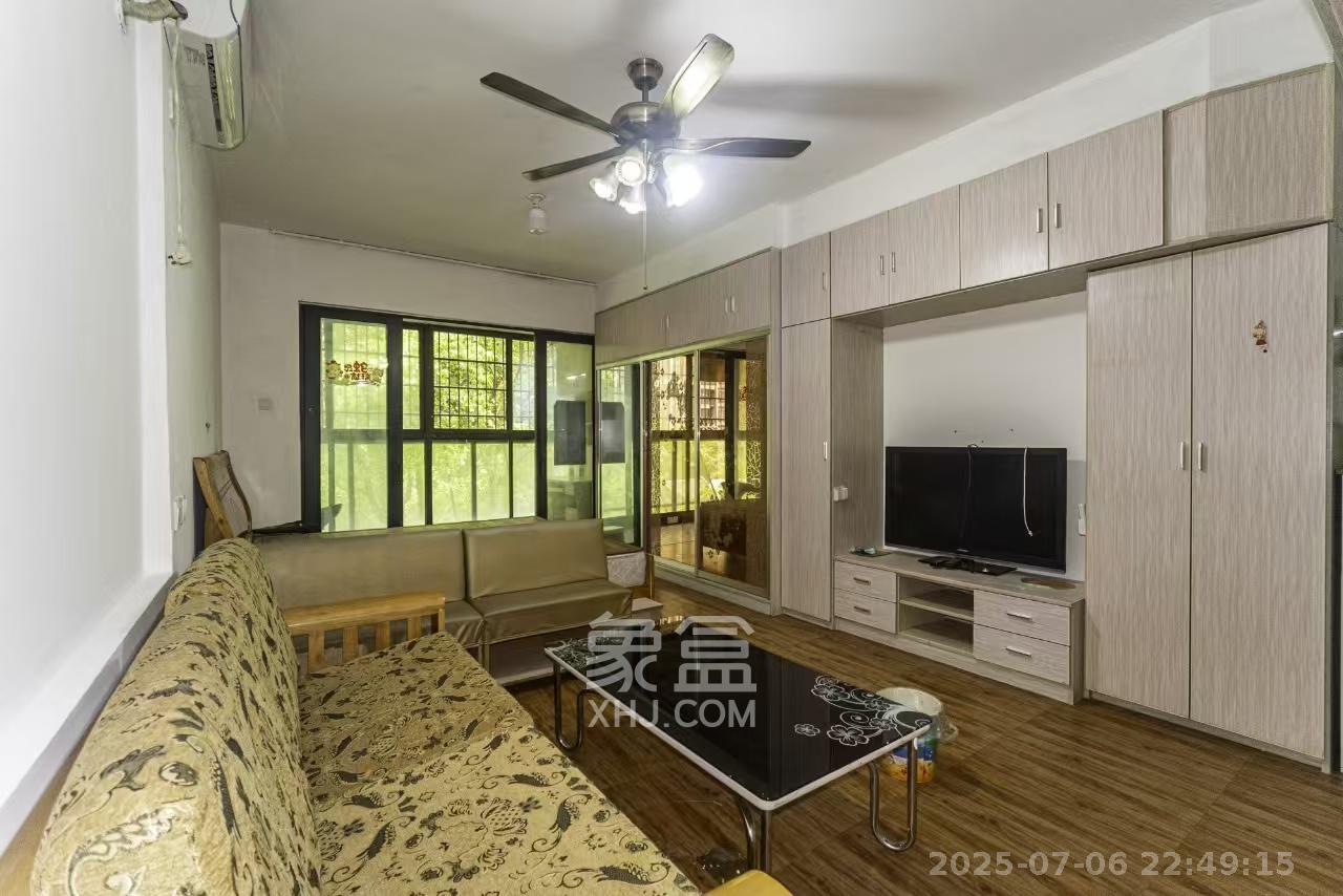 蓝山郡  1室1厅1卫    1500.0元/月 蓝山郡  1室1厅1卫    1500.0元/月室内图