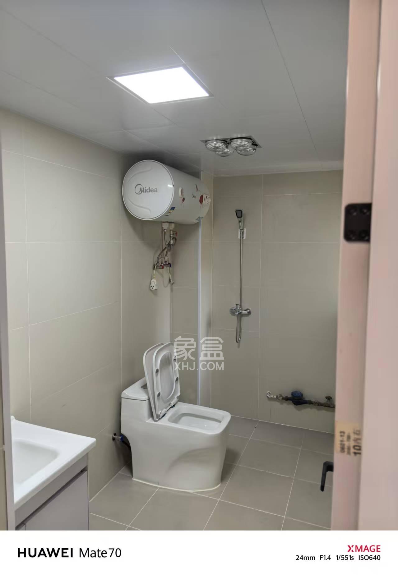 运通馨苑  3室0厅0卫    2600.0元/月 运通馨苑  3室0厅0卫    2600.0元/月室内图