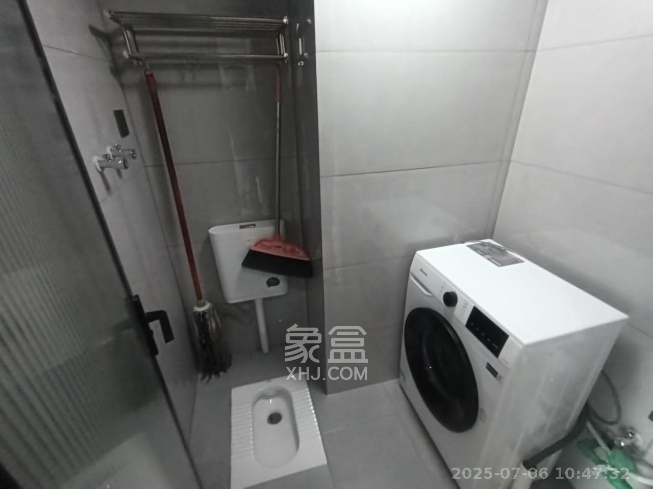 莲馨苑  1室0厅0卫    1300.0元/月室内图