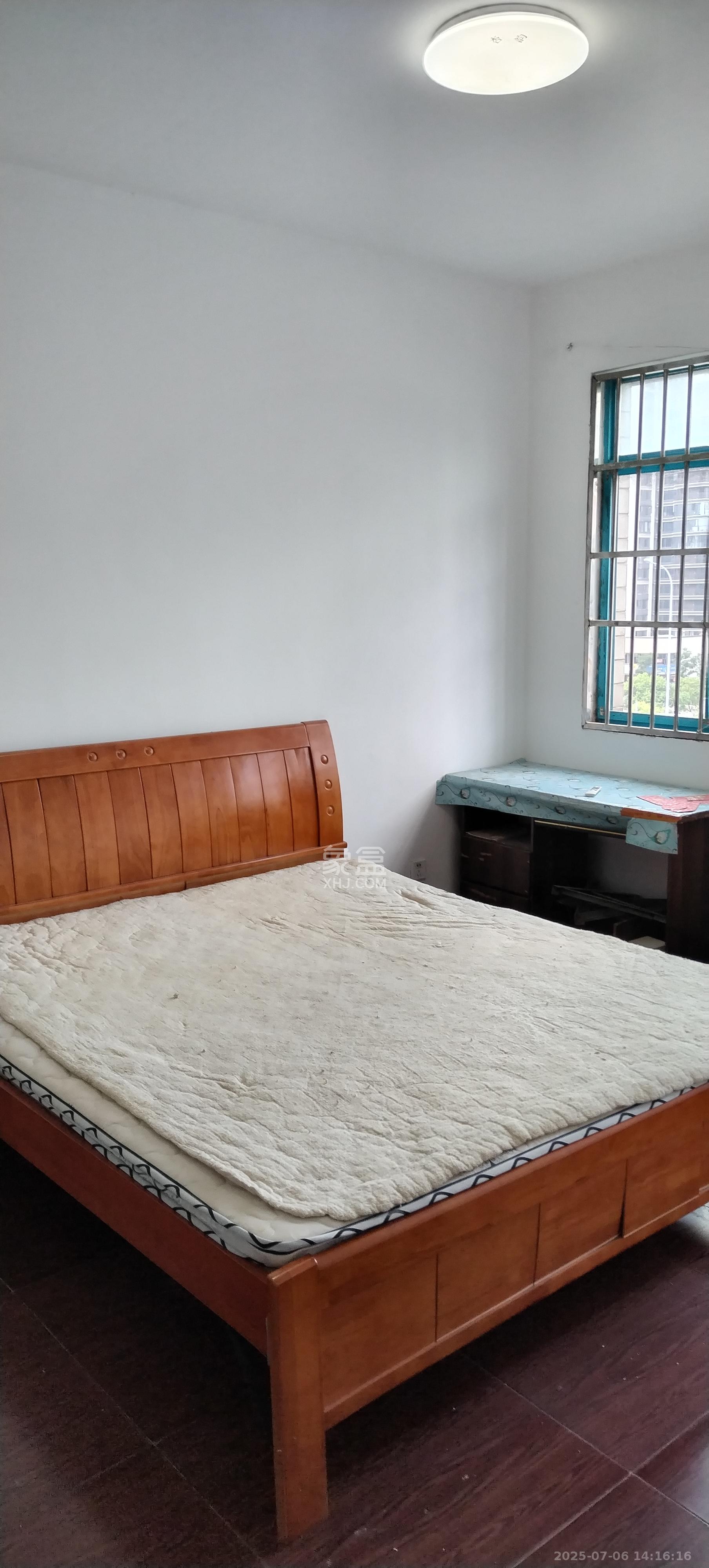 红星商务楼(红星蔬菜批发大市场) 2室1厅1卫 1000.0元/月 红星商务楼(红星蔬菜批发大市场) 2室1厅1卫 1000.0元/月室内图