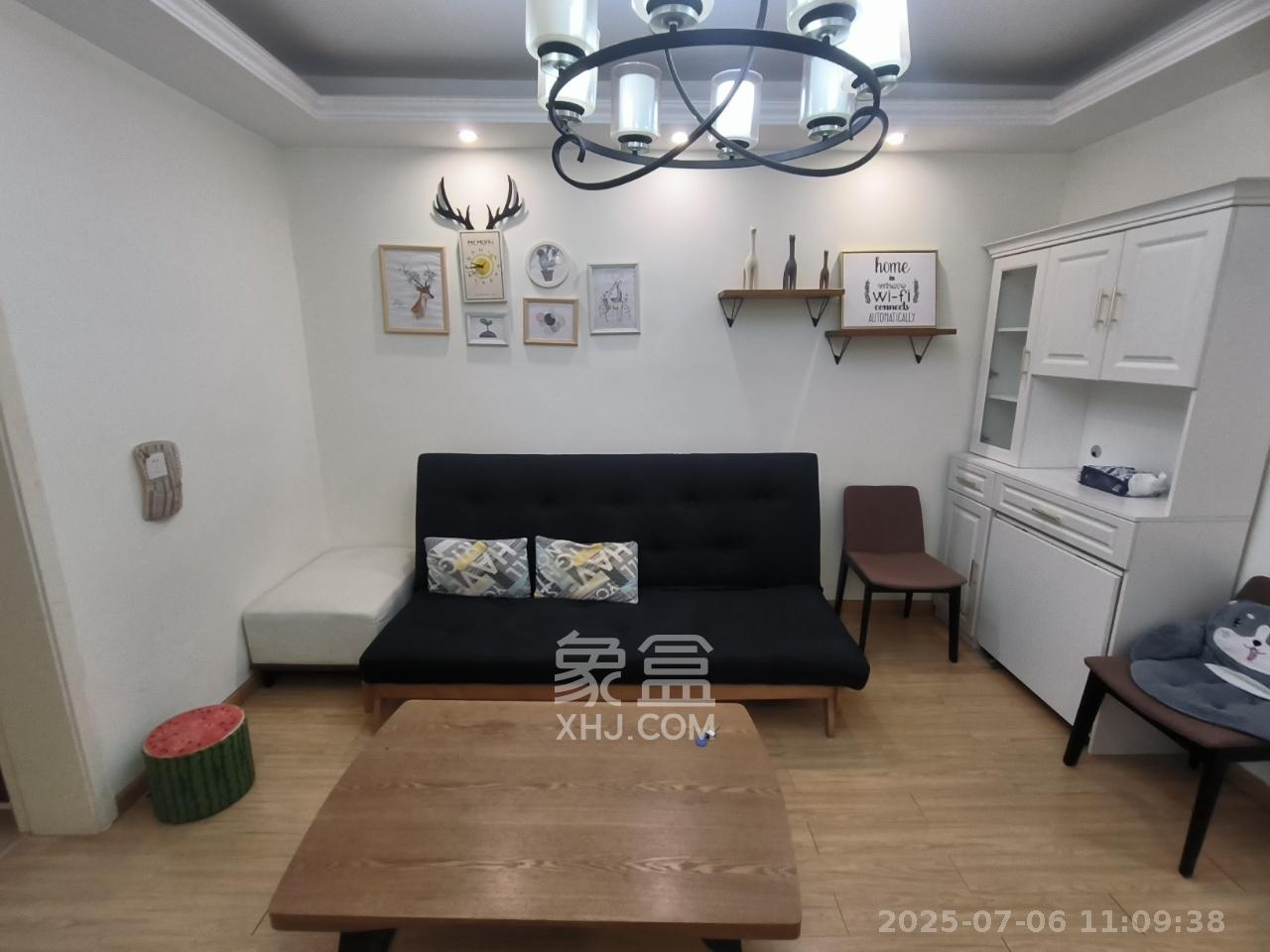 万芙锦城  1室1厅1卫    1600.0元/月室内图