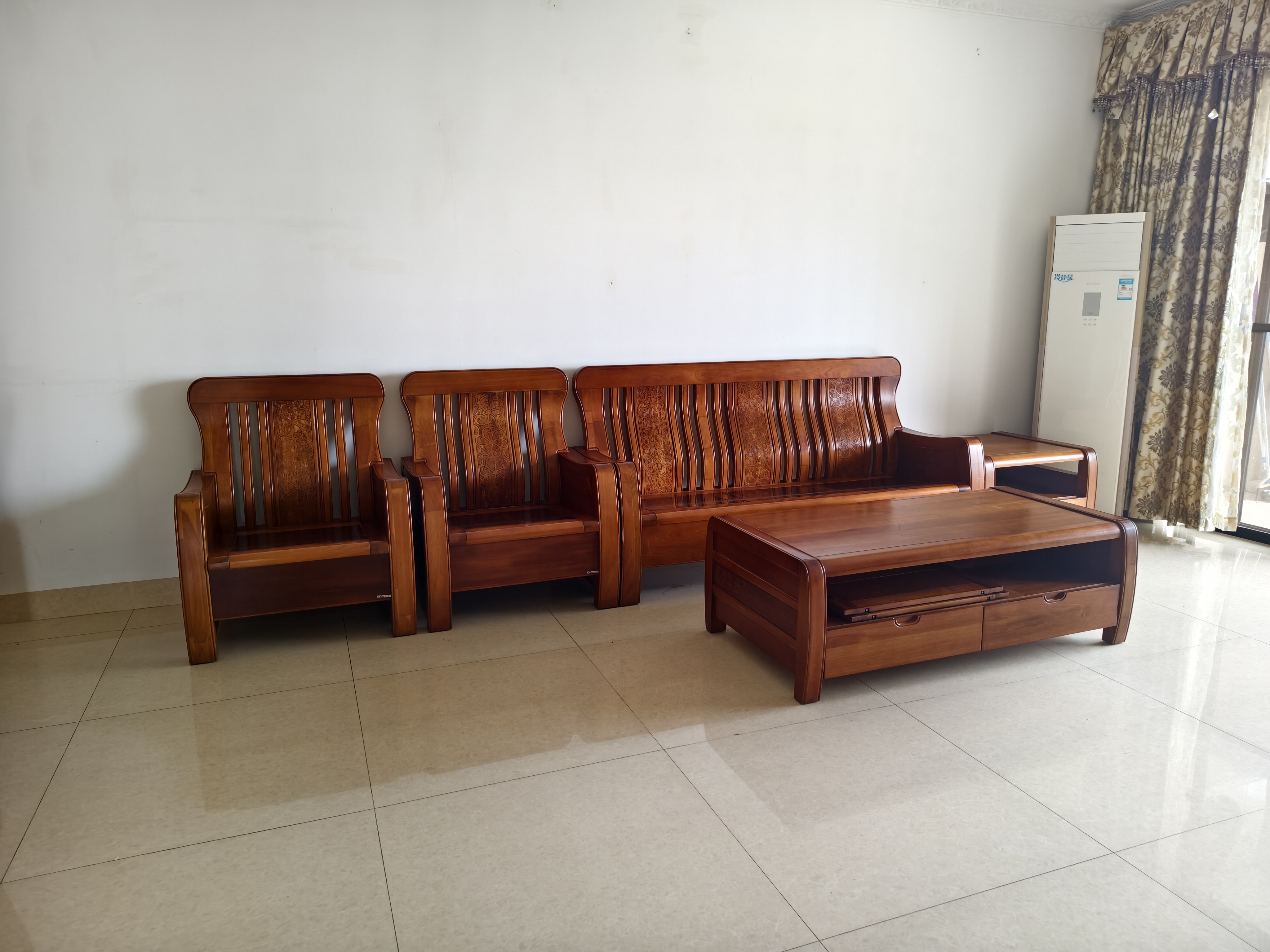 和风江岸 3室2厅1卫 4000.0元/月 和风江岸 3室2厅1卫 4000.0元/月室内图