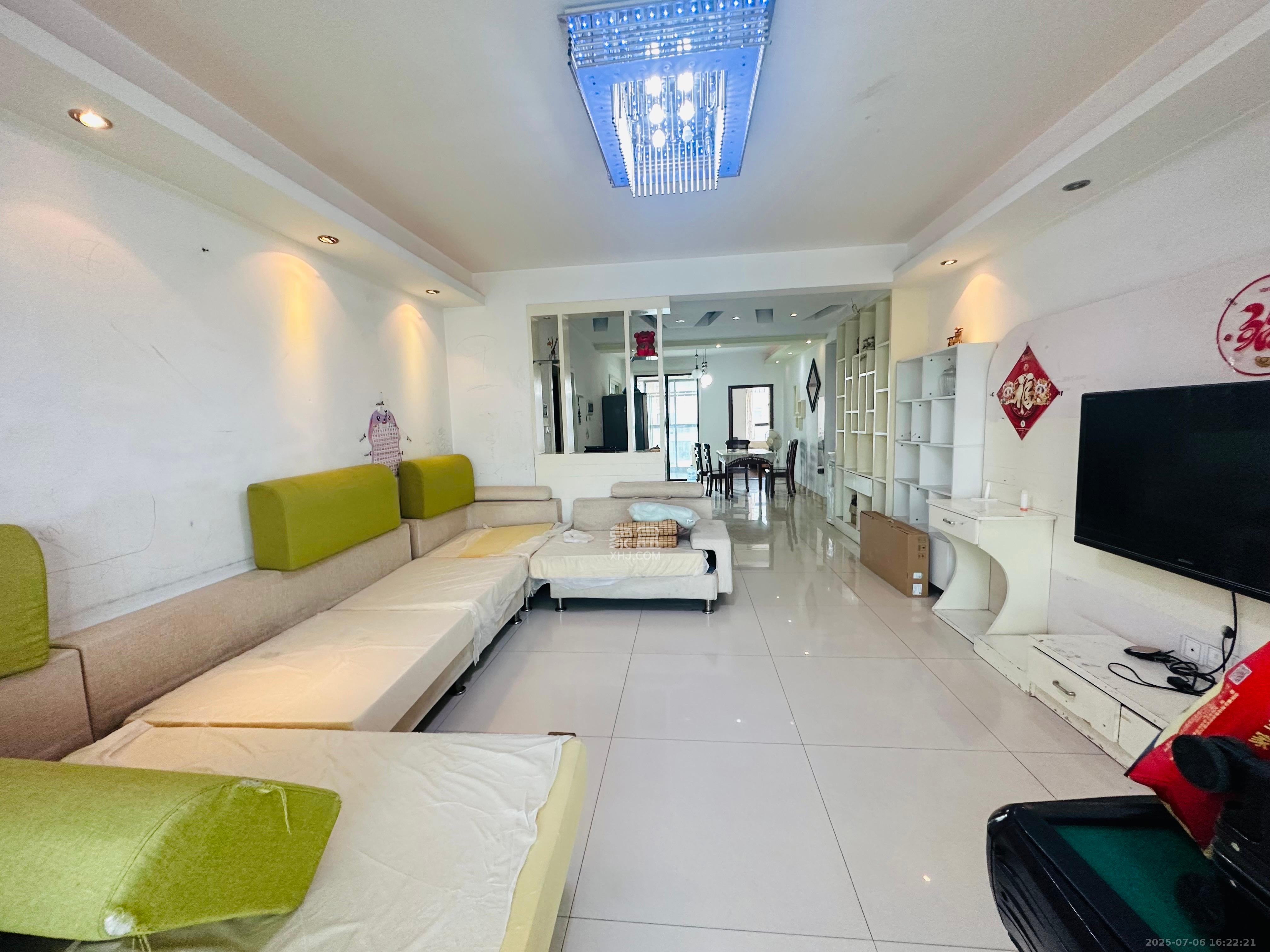 锦湘国际星城三期(锦绣苑) 3室2厅2卫 2400.0元/月 锦湘国际星城三期(锦绣苑) 3室2厅2卫 2400.0元/月室内图