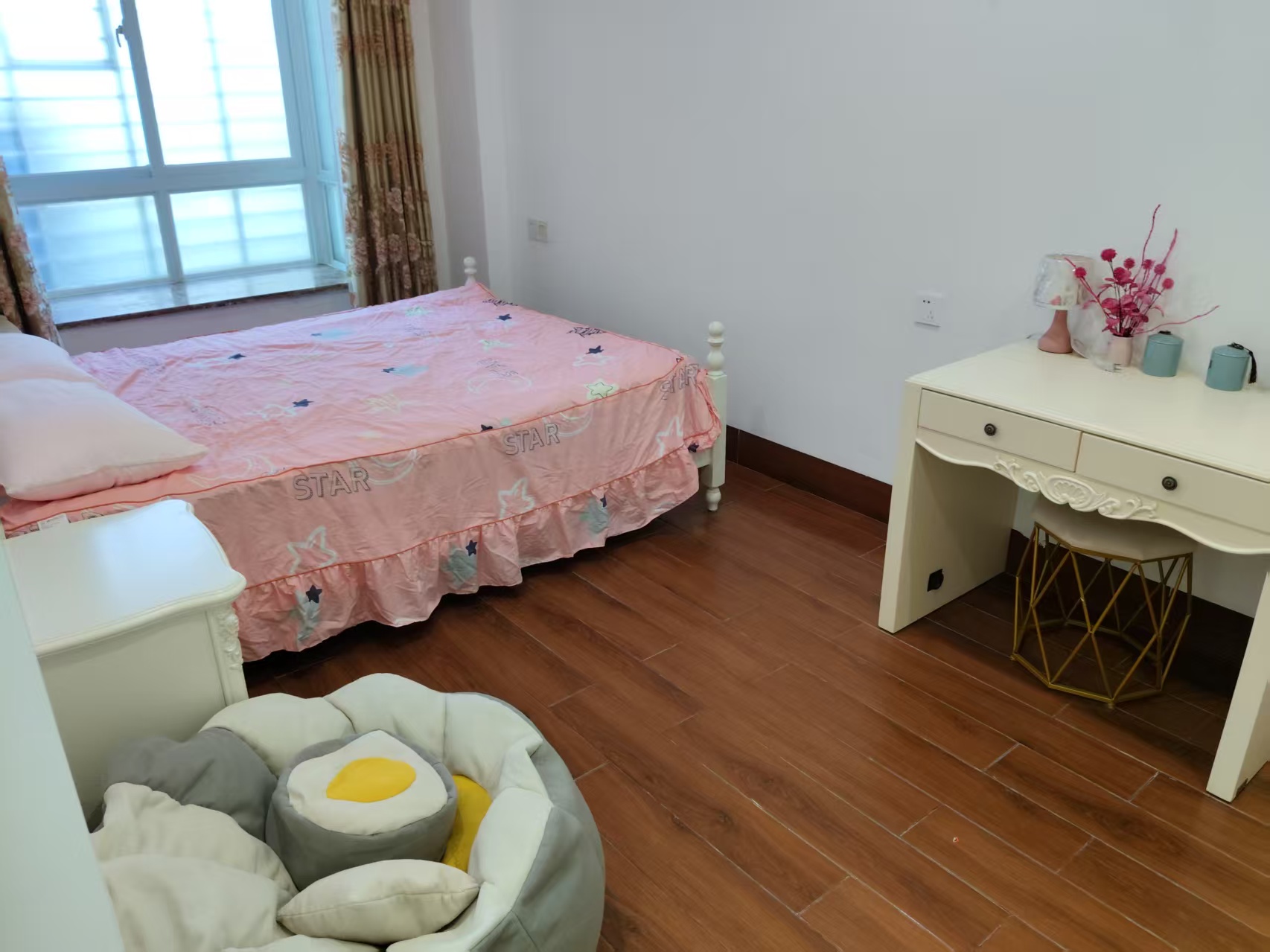 龙昆雅居  4室2厅2卫   2900.00元/月室内图