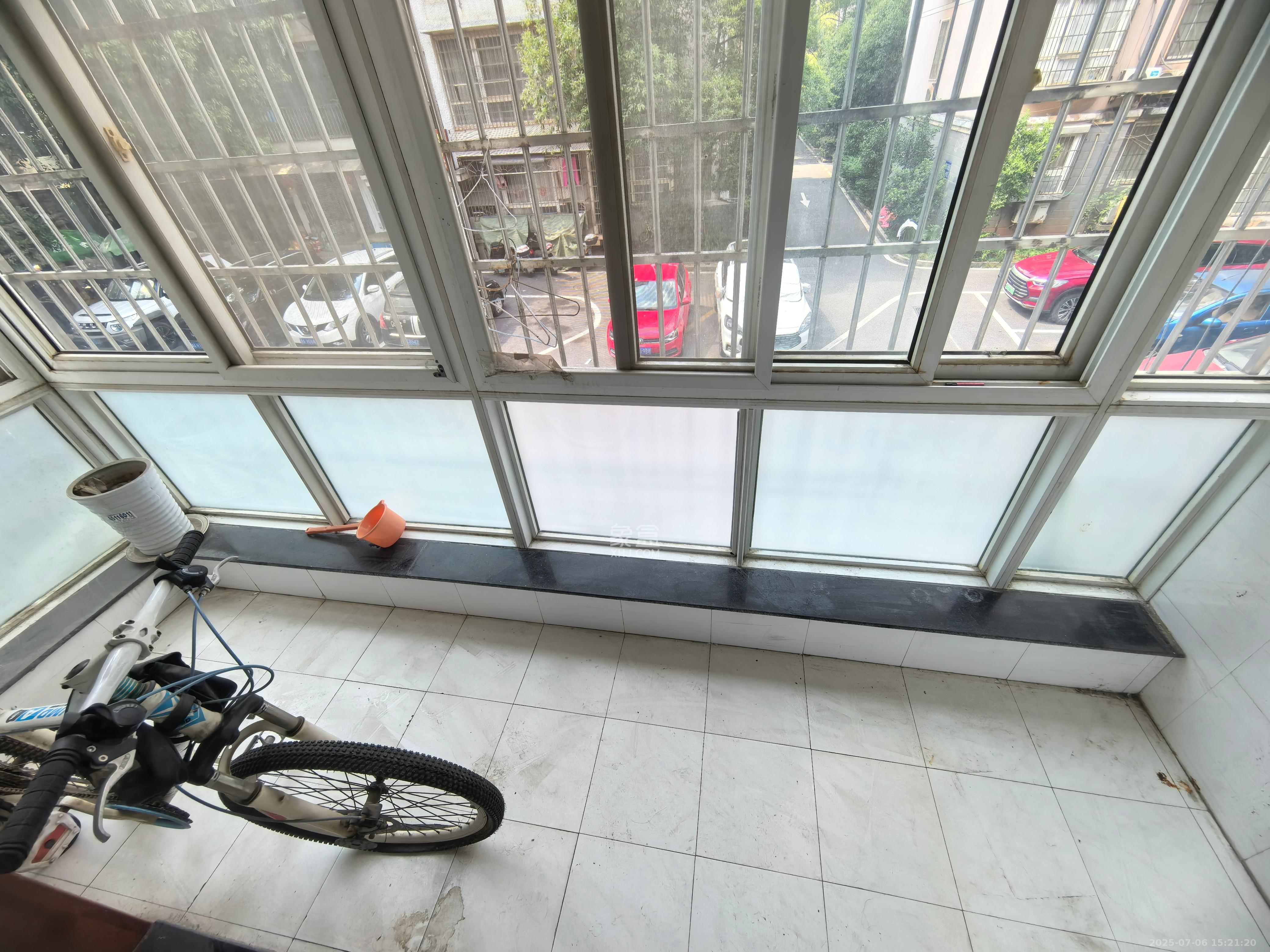 丽江翠园 3室2厅2卫 1600.0元/月 丽江翠园 3室2厅2卫 1600.0元/月室内图