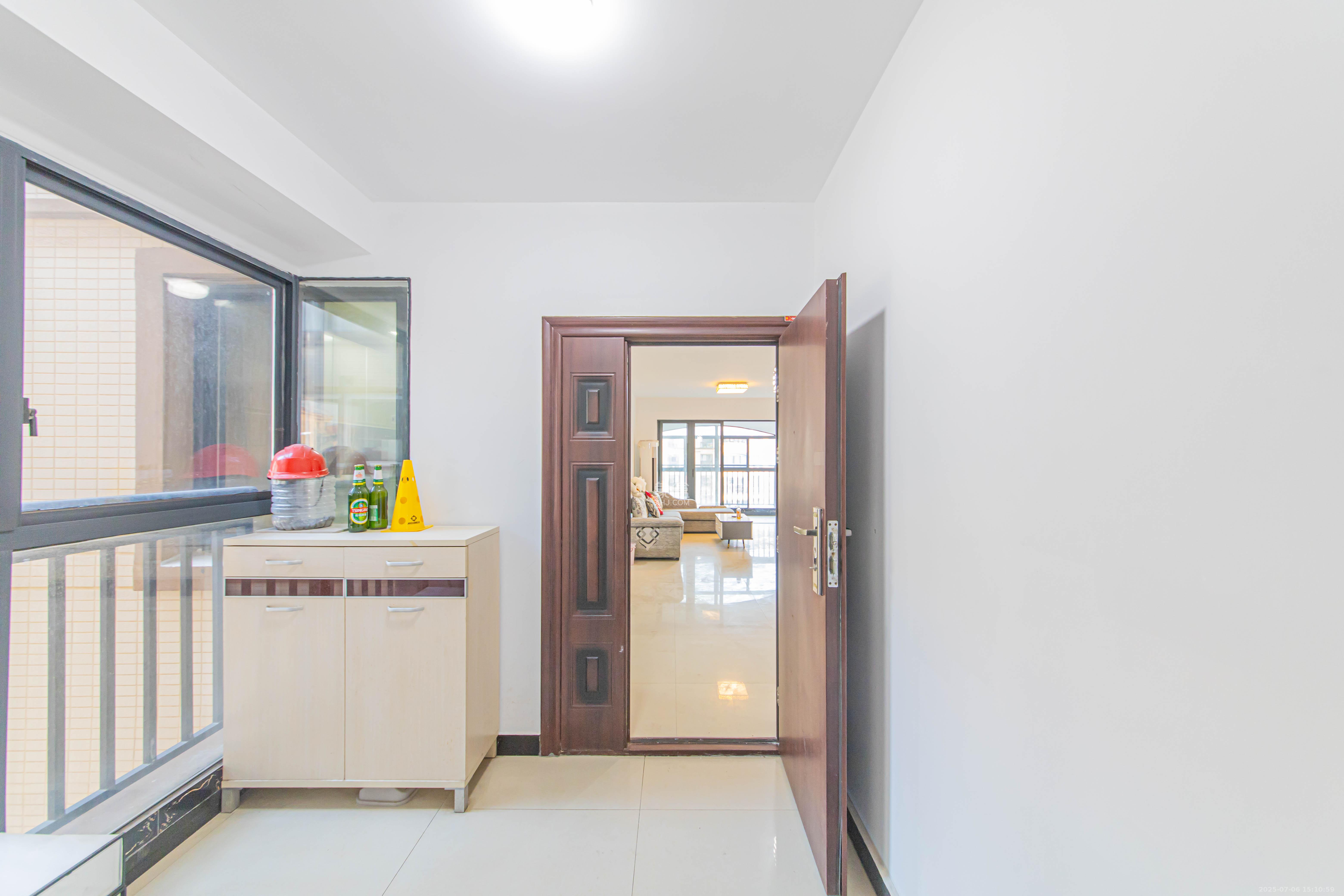 中建芙蓉嘉苑 3室2厅1卫 95.0万 中建芙蓉嘉苑 3室2厅1卫 95.0万其他